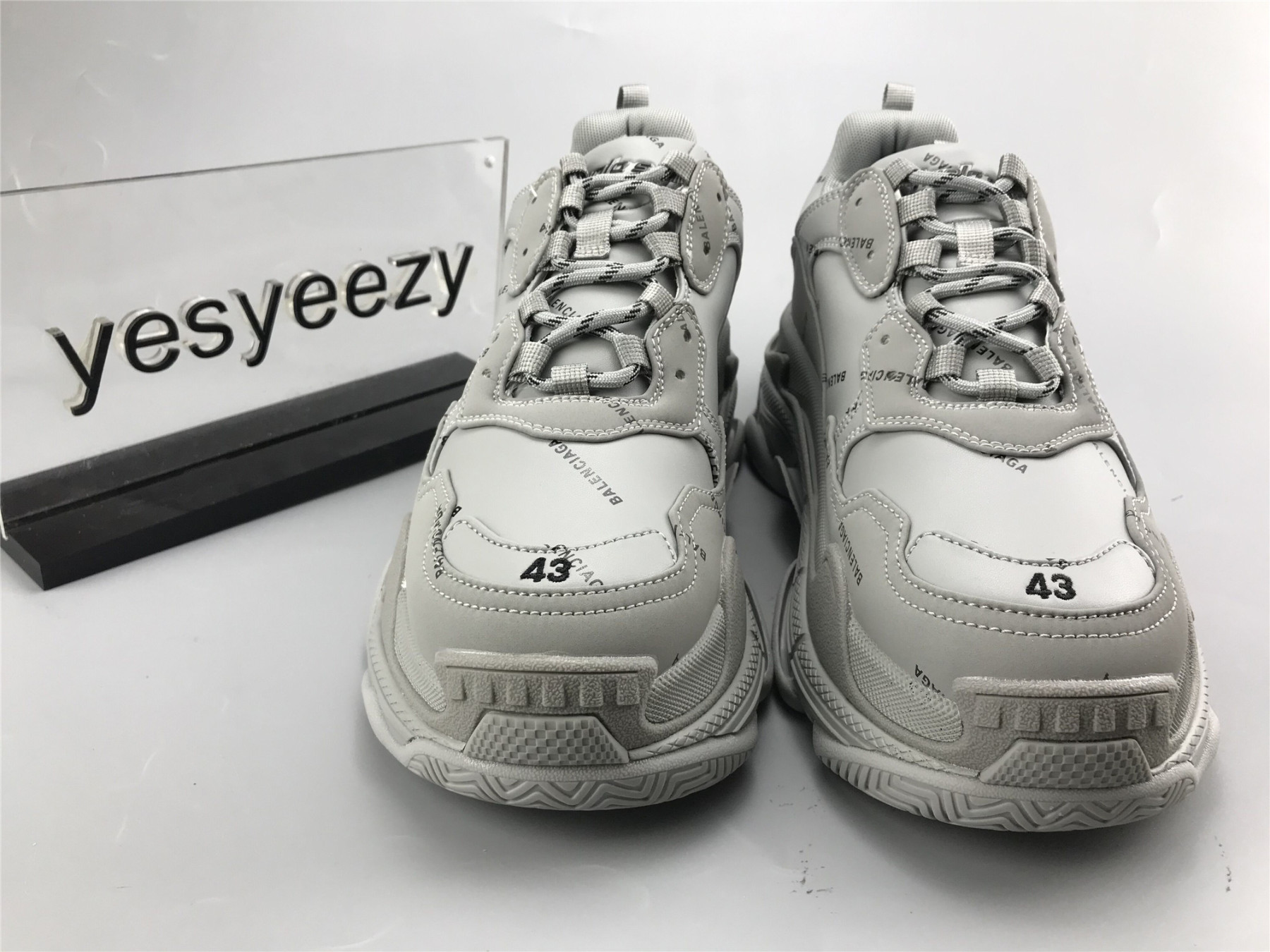 UA TRIPLE S SNEAKER ALLOVER LOGO GREY BLACK