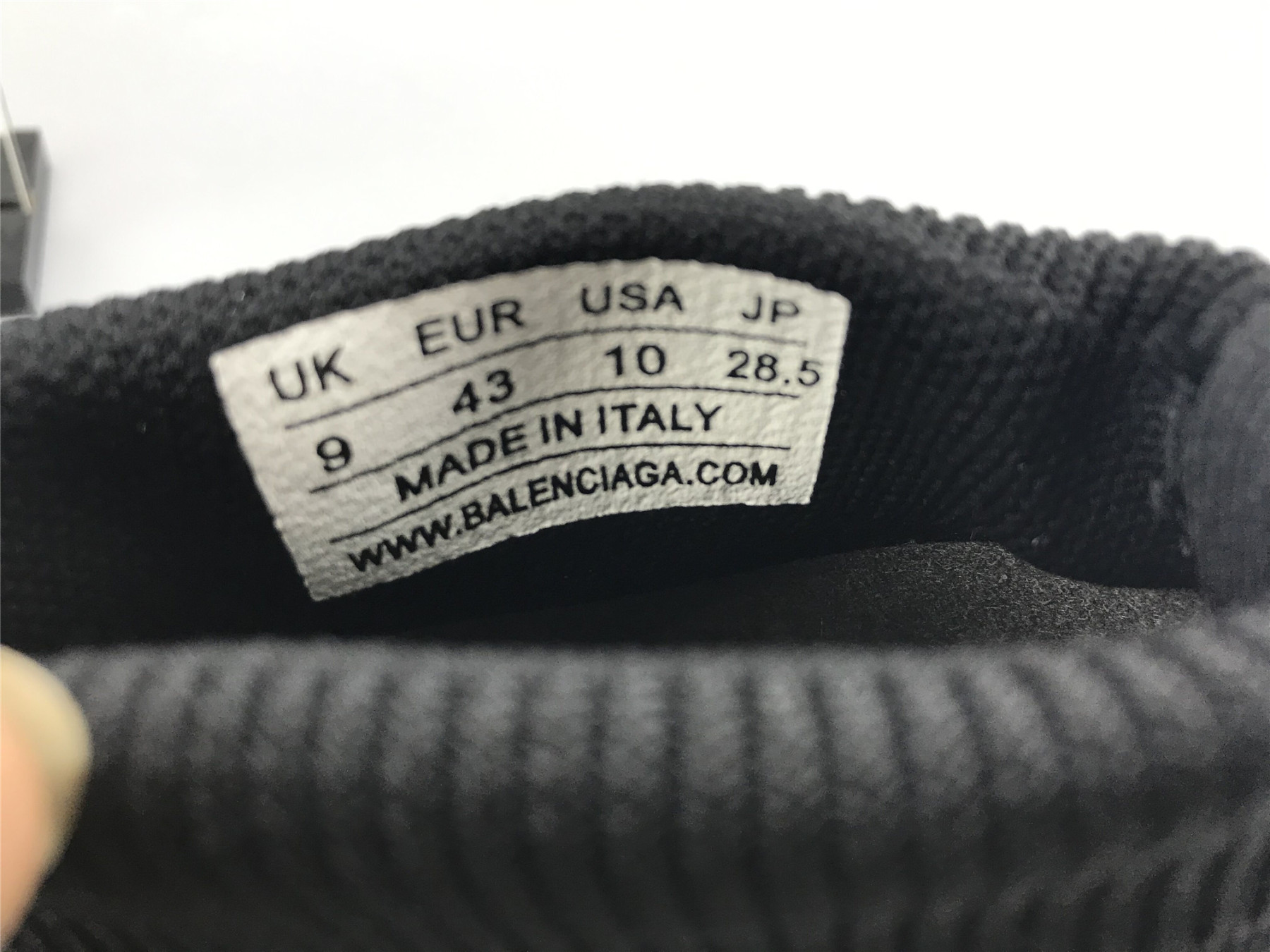 UA GRAFFITI SPEED TRAINER BLACK