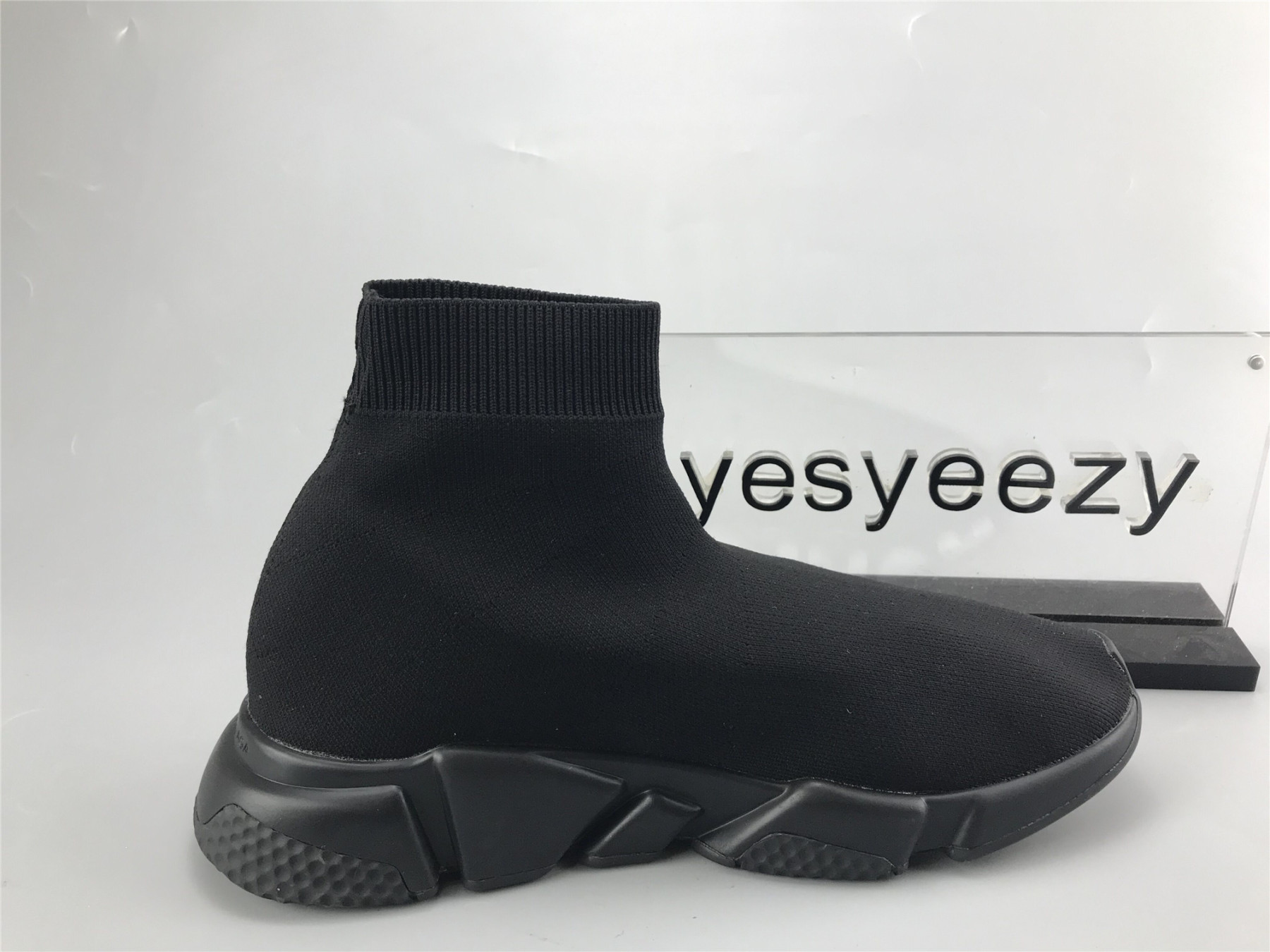 UA GRAFFITI SPEED TRAINER BLACK