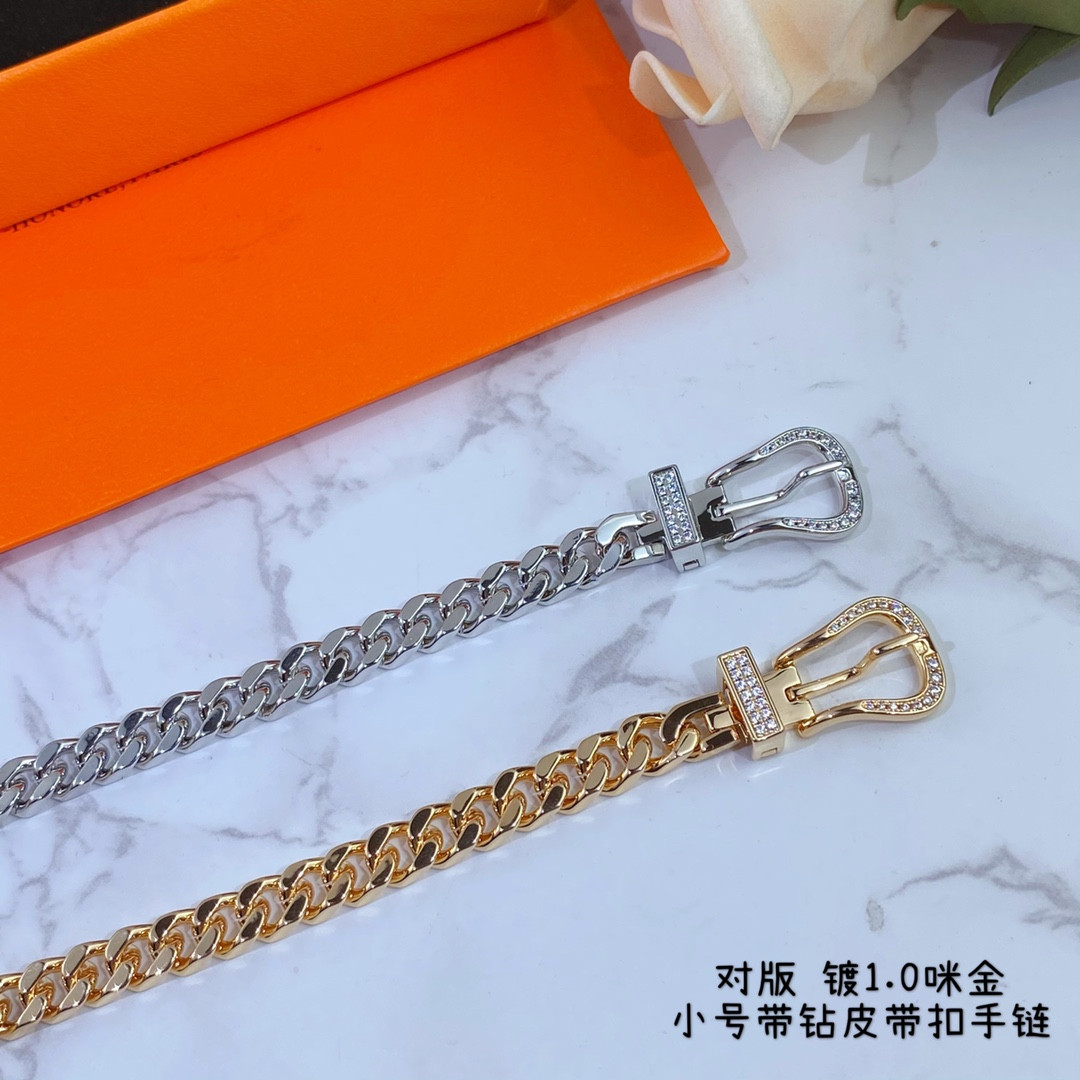 H**me5 Small D1am0nd-Encrusted Belt Bracelet