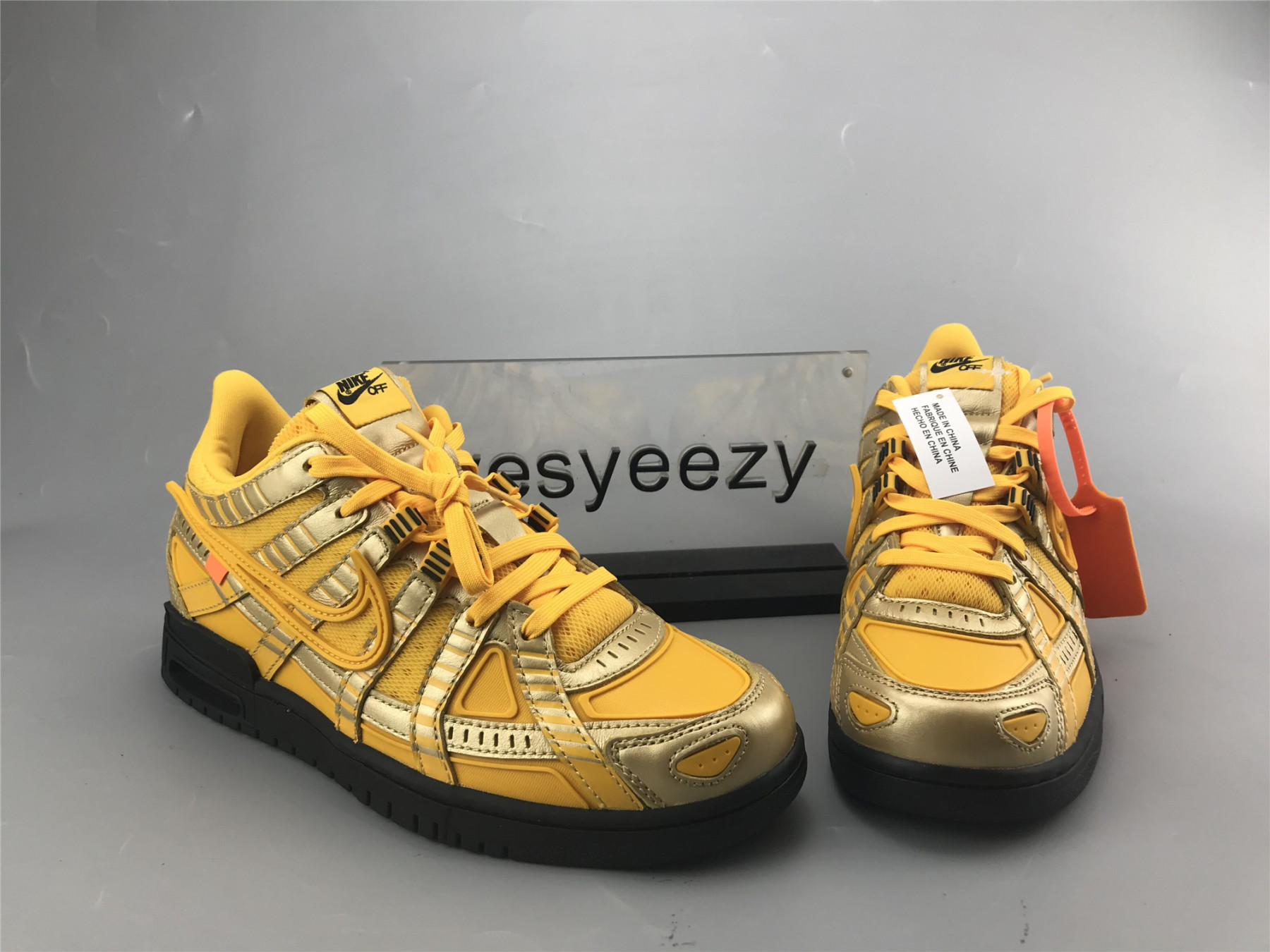 UA NIKE OFF-WHITE X AIR RUBBER DUNK UNIVERSITY GOLD