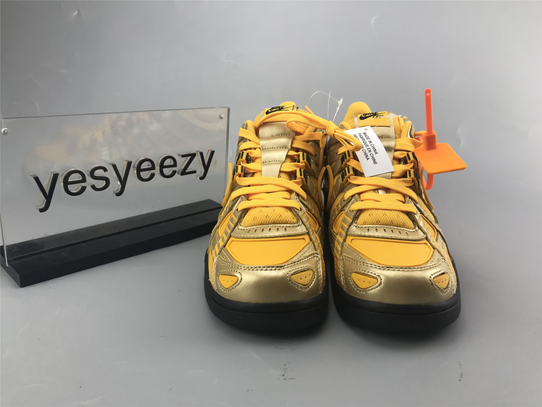 UA NIKE OFF-WHITE X AIR RUBBER DUNK UNIVERSITY GOLD