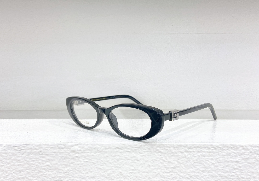 Gvc*1 Glasses GG 1680S 52-17-140