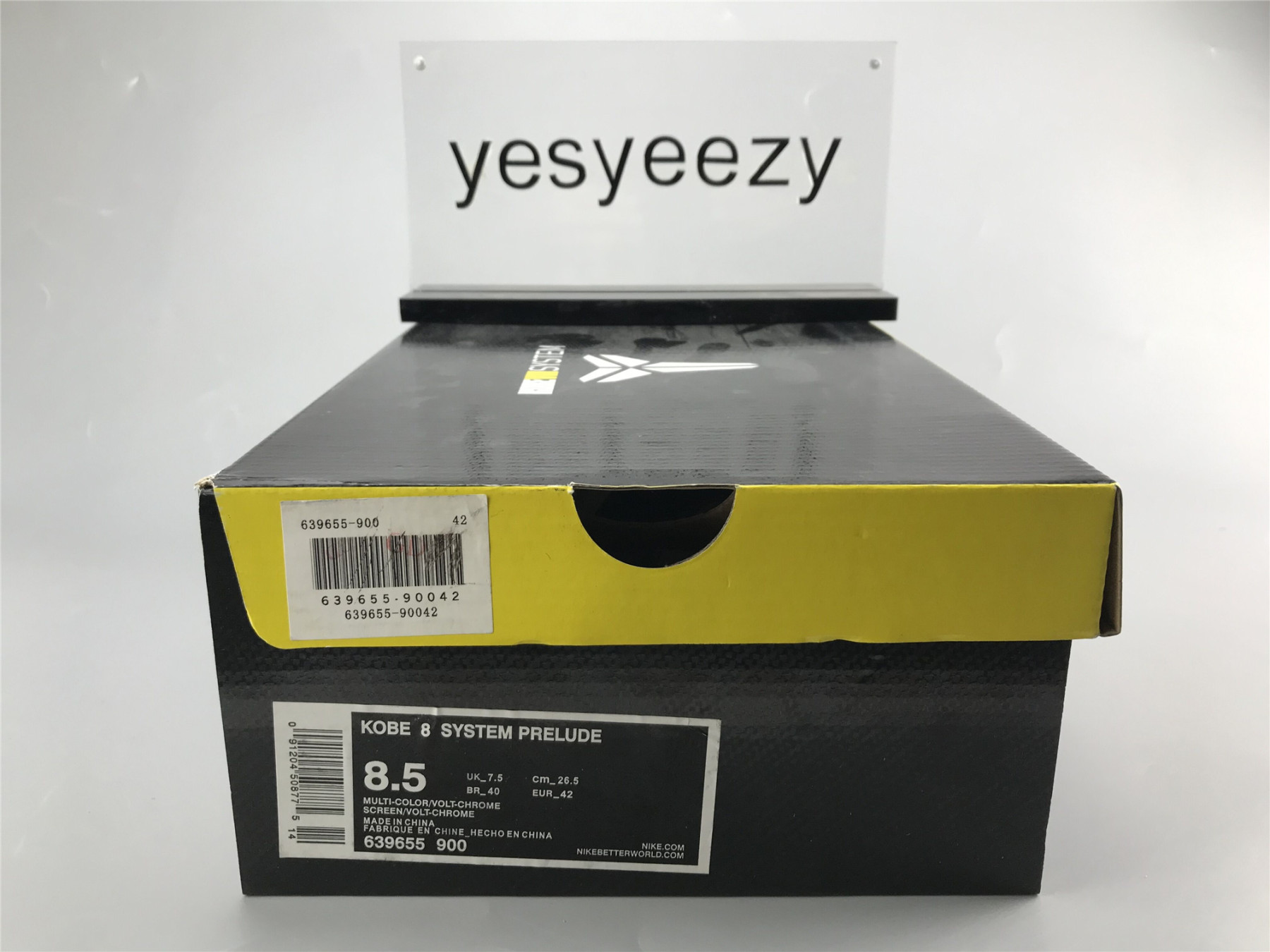 UA NIKE KOBE 8 SYSTEM 