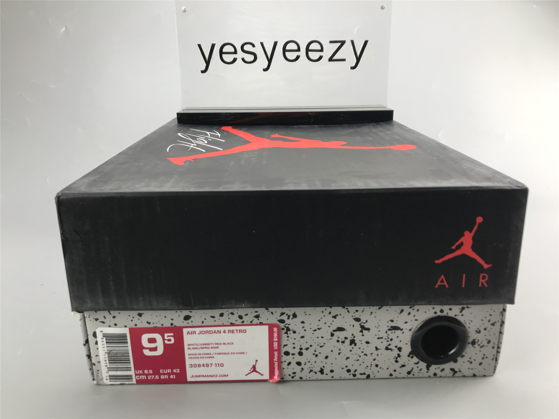 UA AIR JORDAN 4 RETRO 