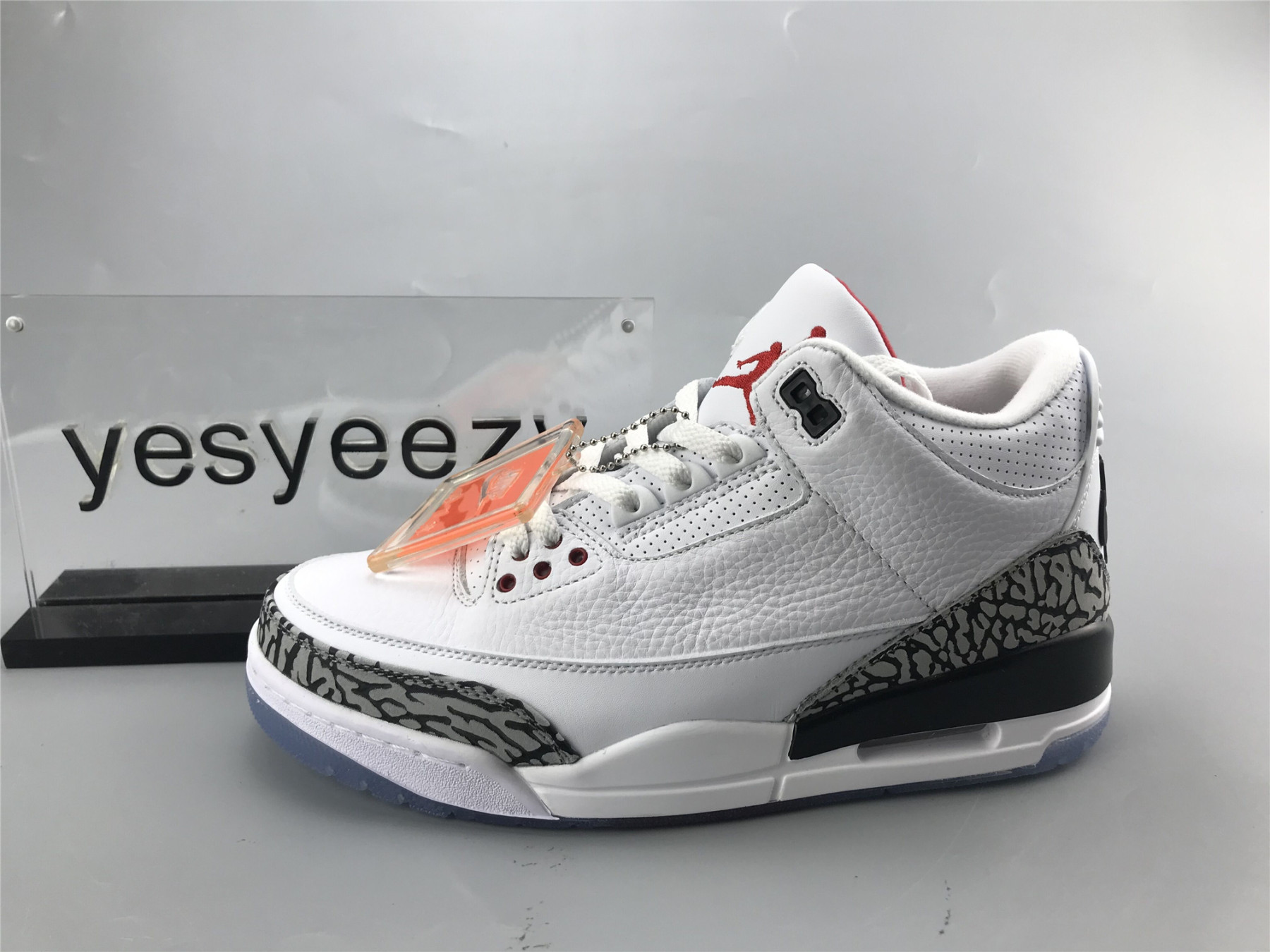 UA AIR JORDAN 3 RETRO NRG 