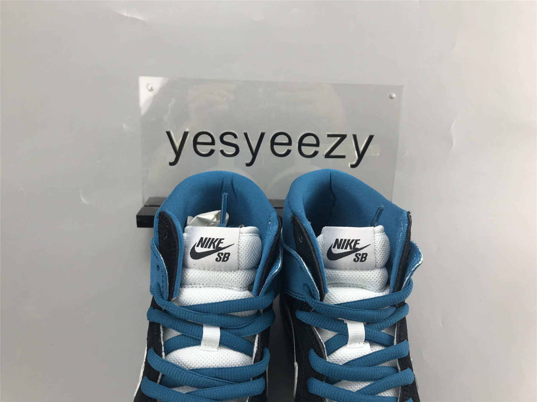 UA NIKE DUNK HIGH PRO SB 