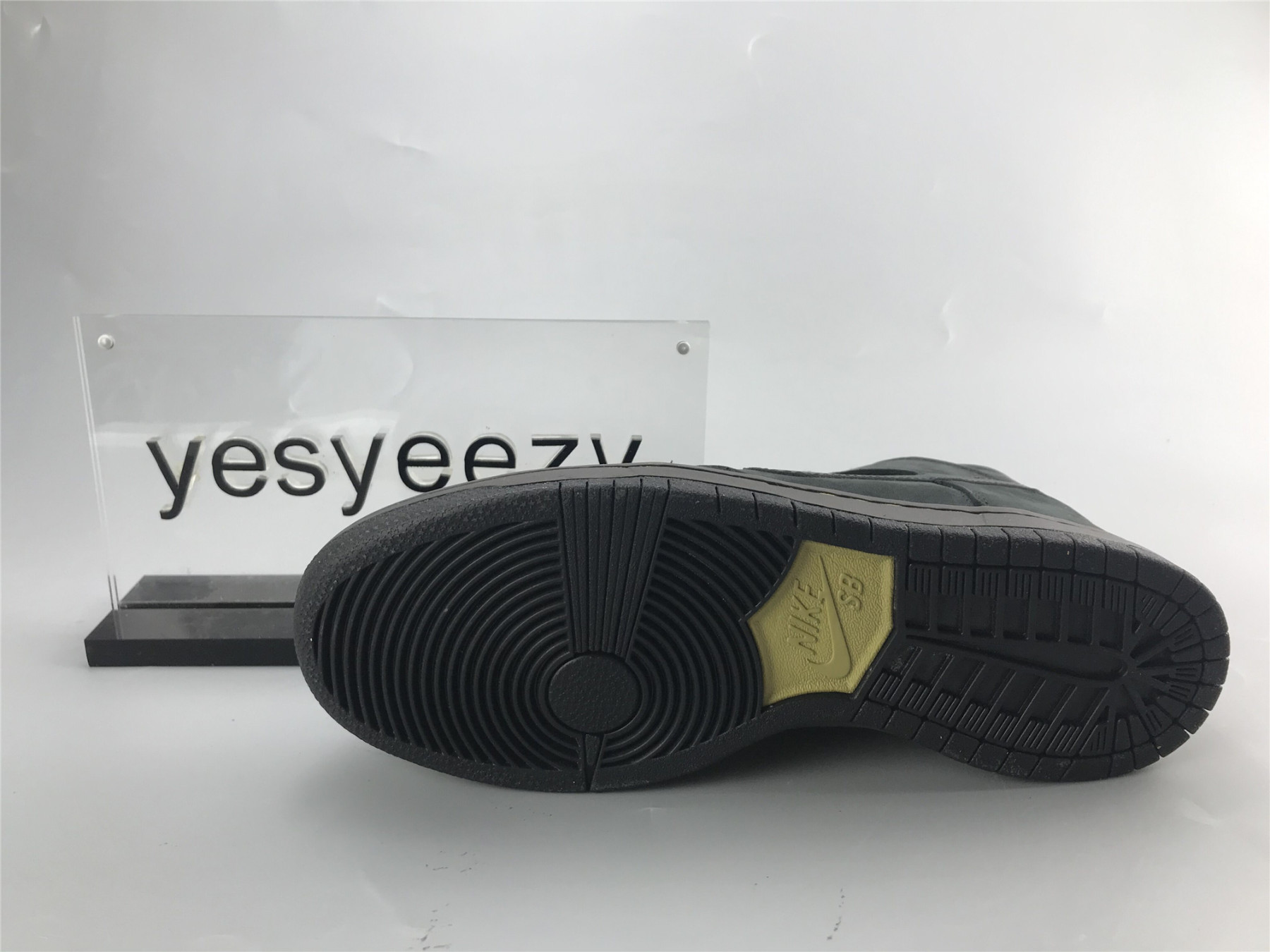 UA NIKE ZOOM DUNK HIGH SB PRO DECONSTRUCTED PREMIUM 