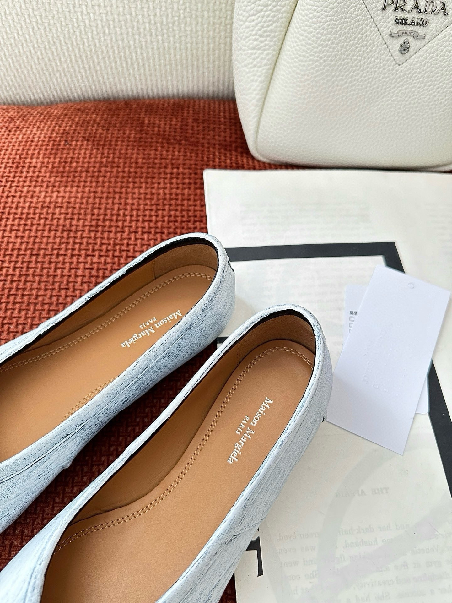 UA Ma1s0n Marg*e1a Tabi Leather Ballet Flats