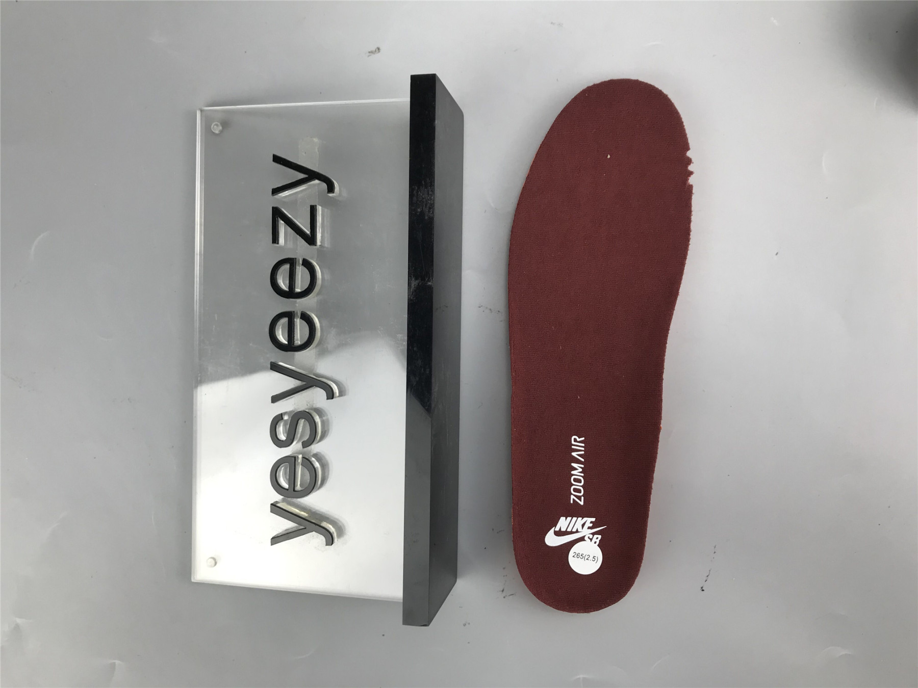 UA NIKE ZOOM DUNK LOW PRO SB 