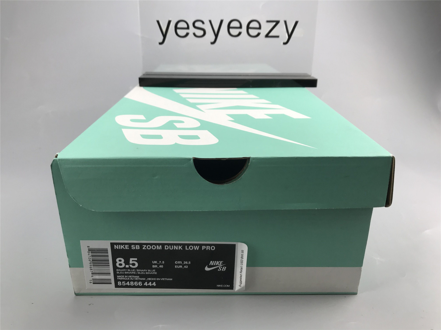 UA NIKE ZOOM DUNK LOW PRO SB 