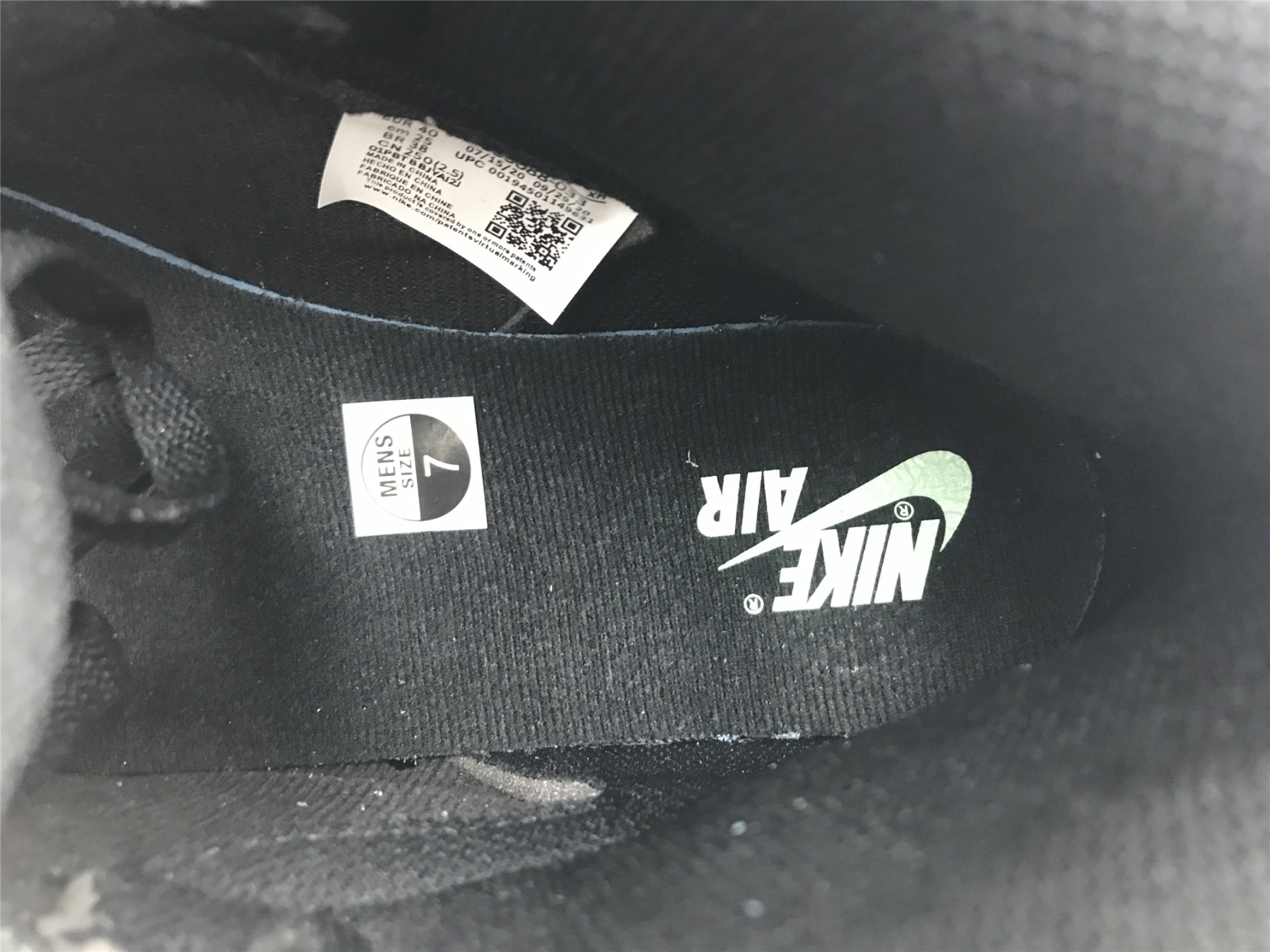 UA AIR JORDAN 1 RETRO HIGH OG 