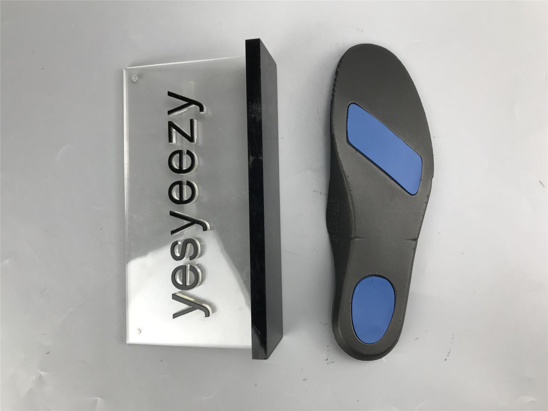 UA AIR JORDAN 14 RETRO 