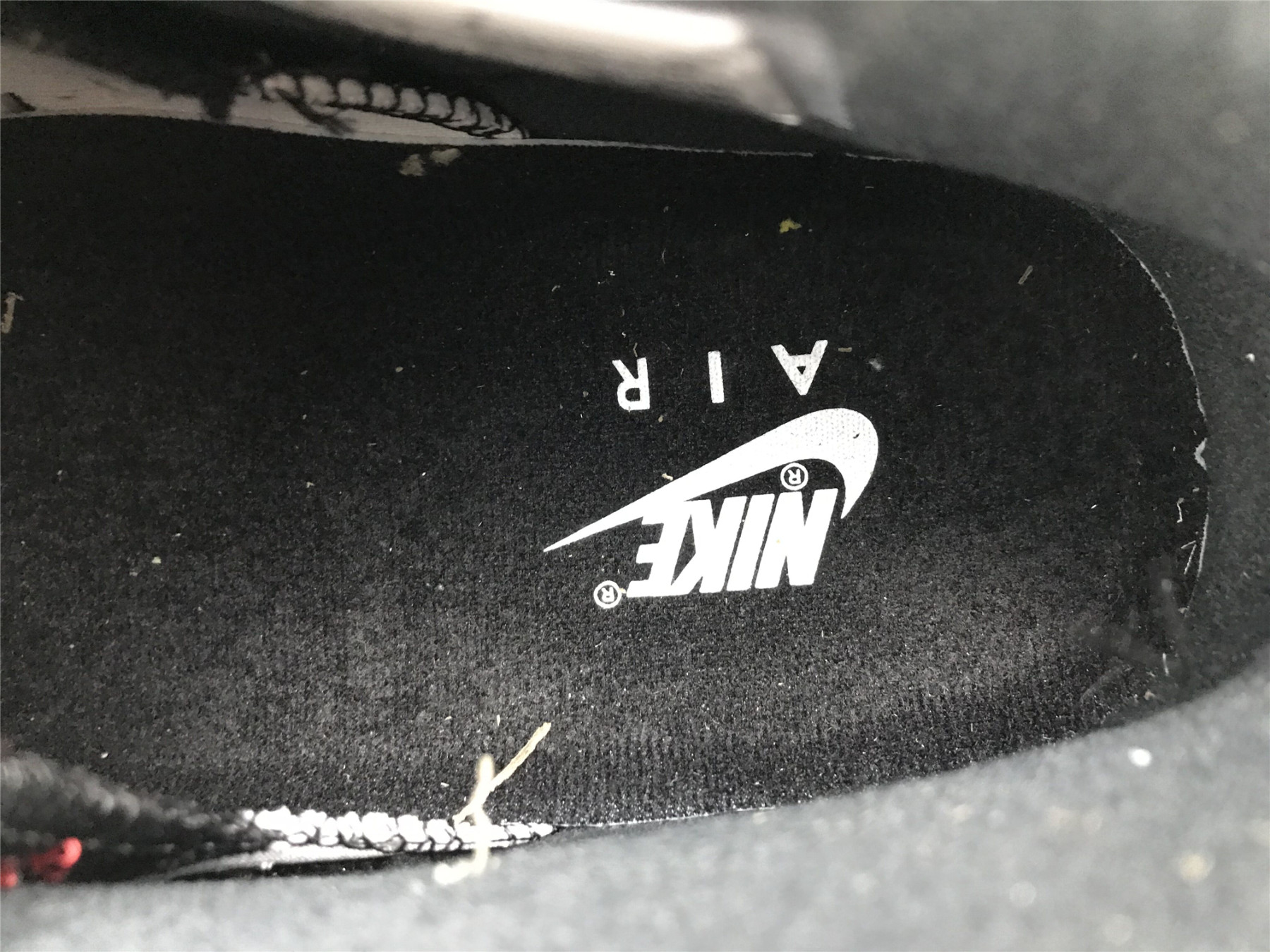 UA AIR JORDAN 6 RETRO OG 