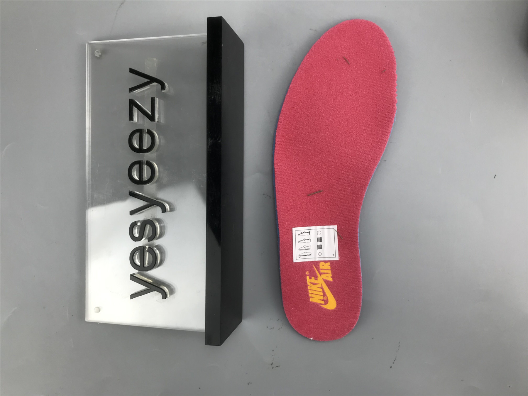 UA AIR JORDAN 1 RETRO HIGH OG 