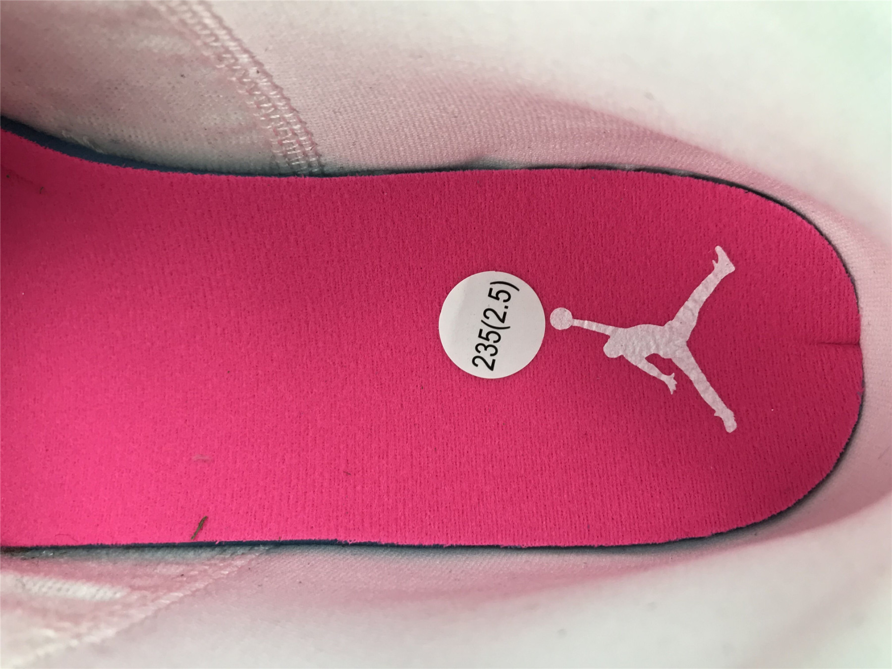 UA AIR JORDAN 1 MID SE GS 