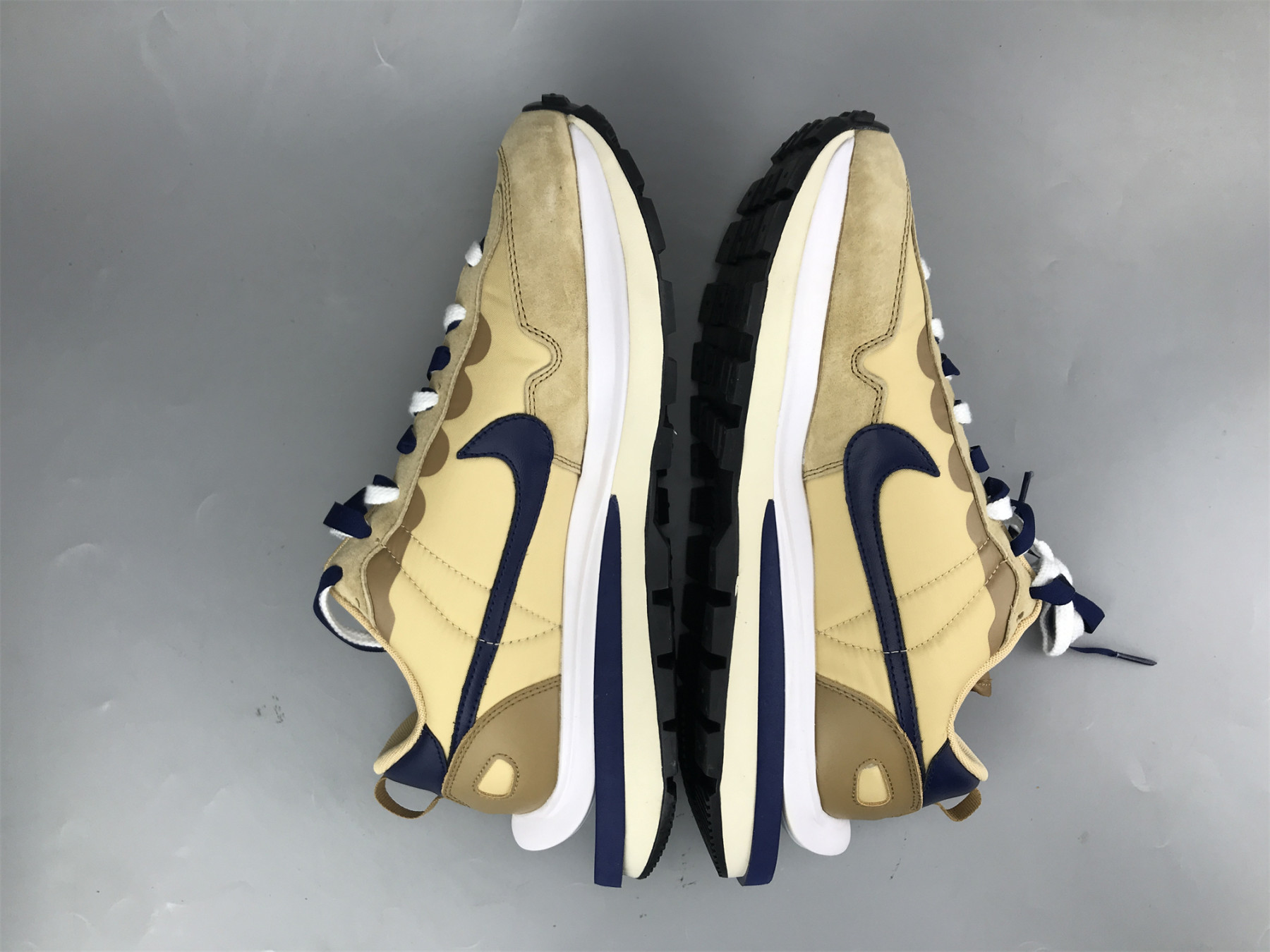 UA NIKE SACAI X VAPORWAFFLE 