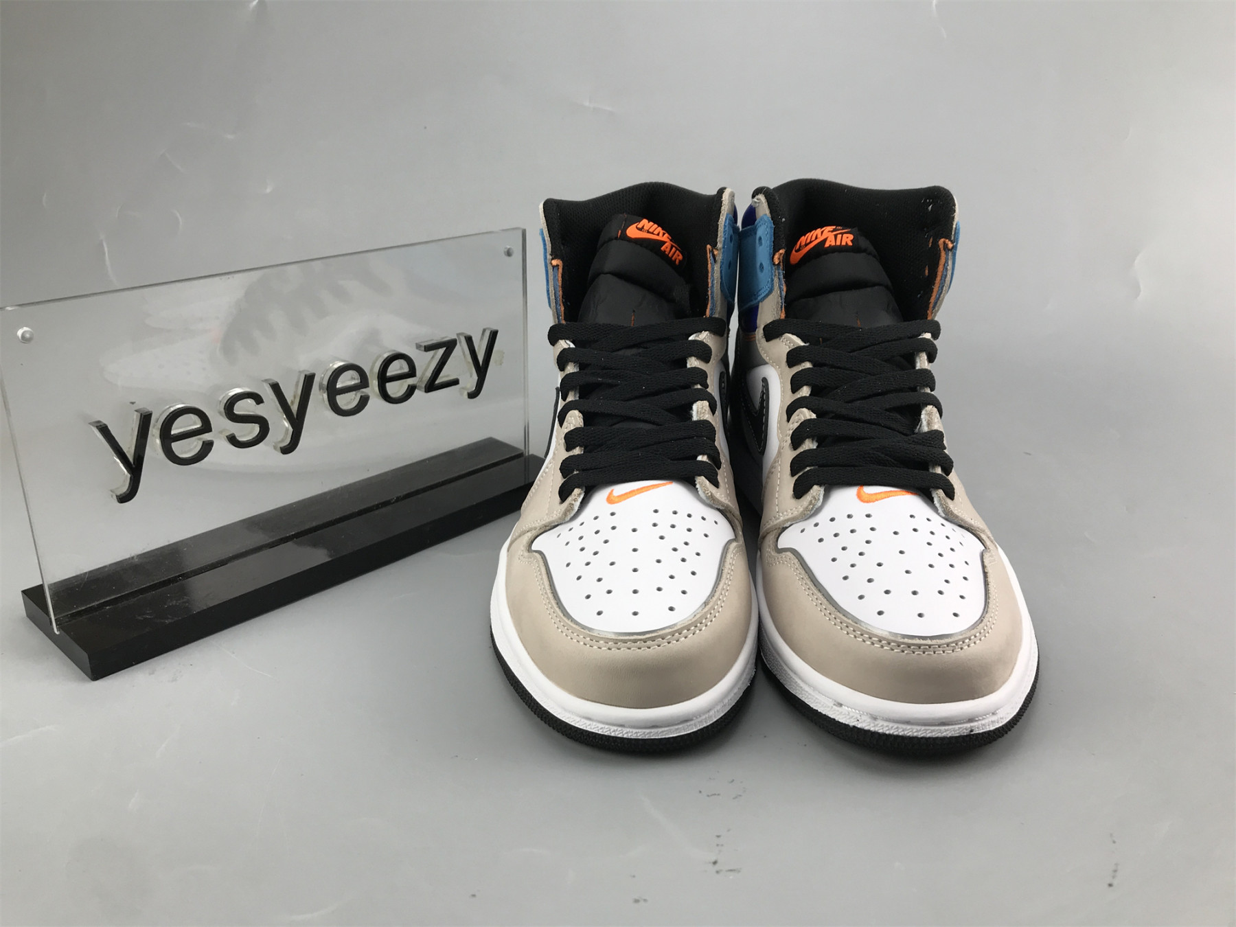 UA AIR JORDAN 1 RETRO HIGH OG 