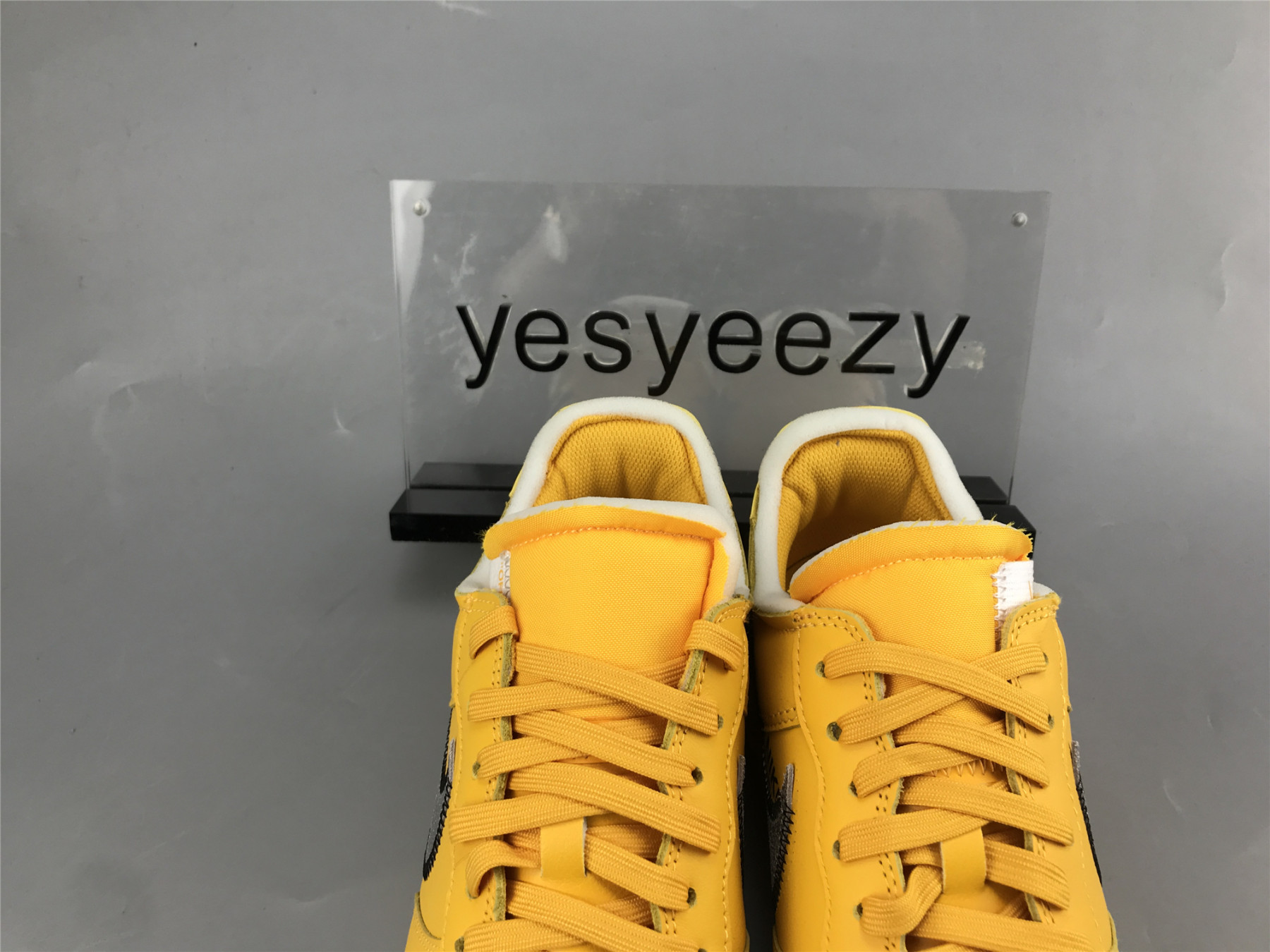 UA NIKE OFF-WHITE X AIR FORCE 1 LOW 