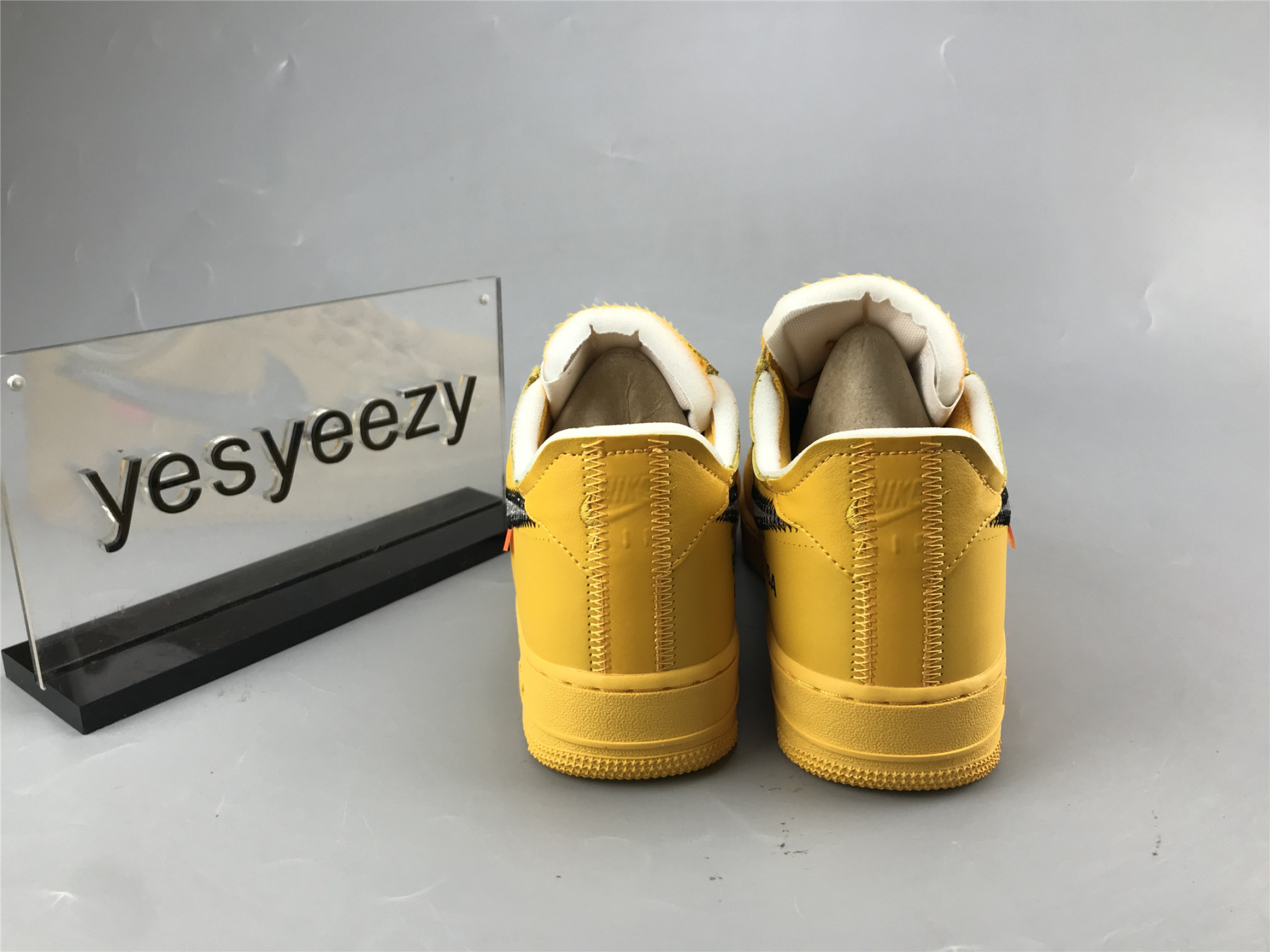 UA NIKE OFF-WHITE X AIR FORCE 1 LOW 