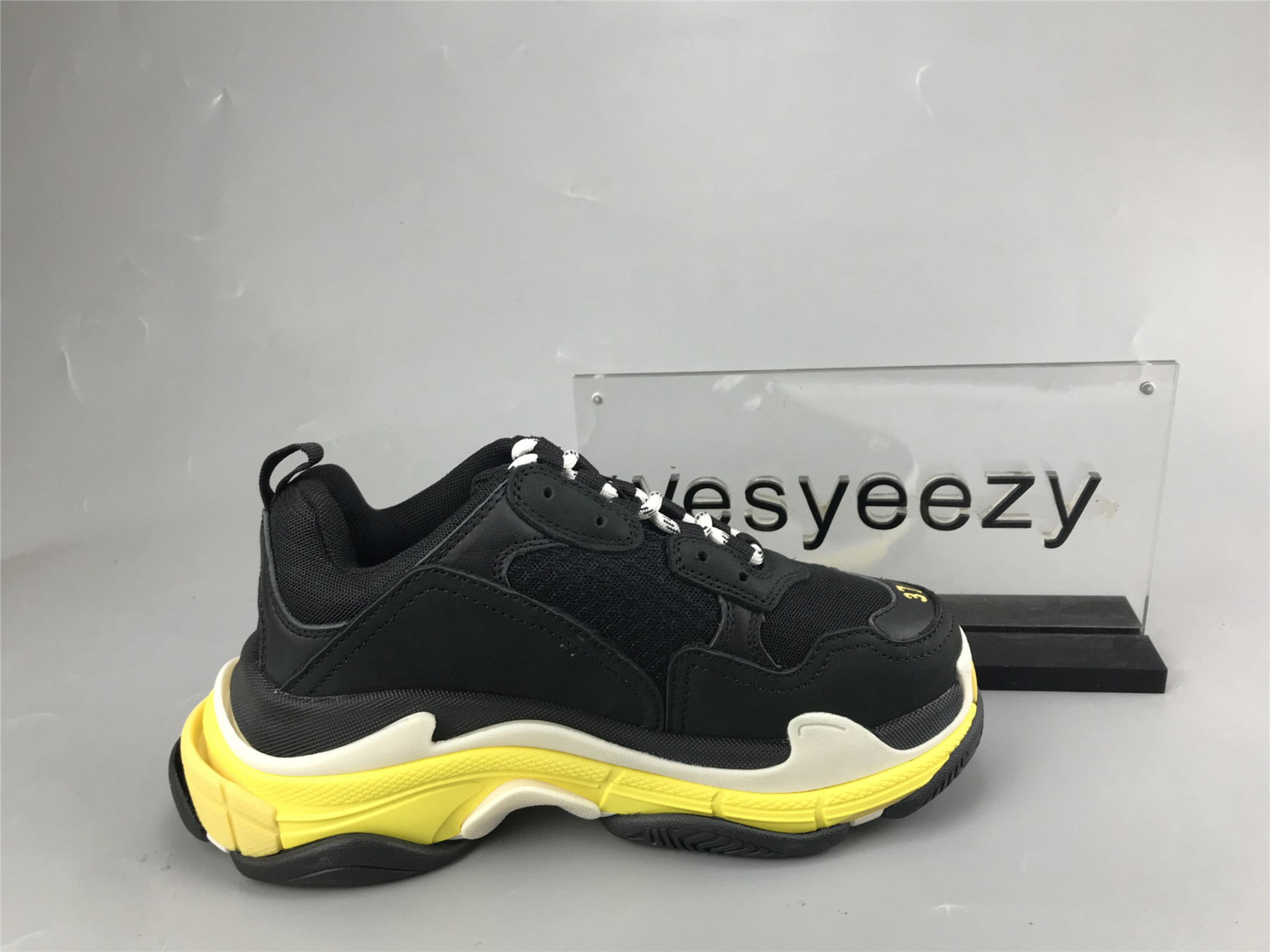 UA TRIPLE S CLEAR SOLE BLACK YELLOW