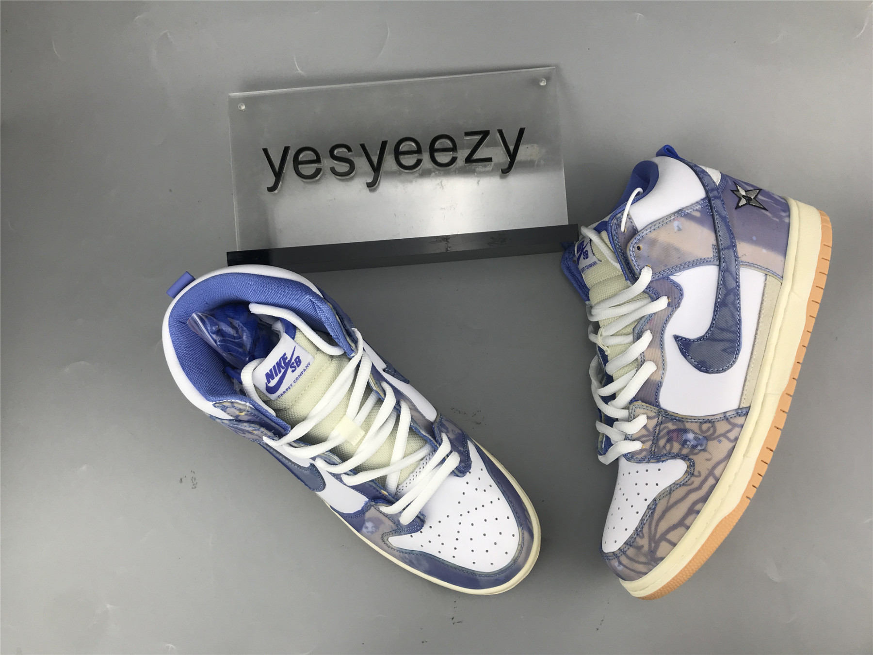 UA NIKE CARPET COMPANY X DUNK HIGH SB