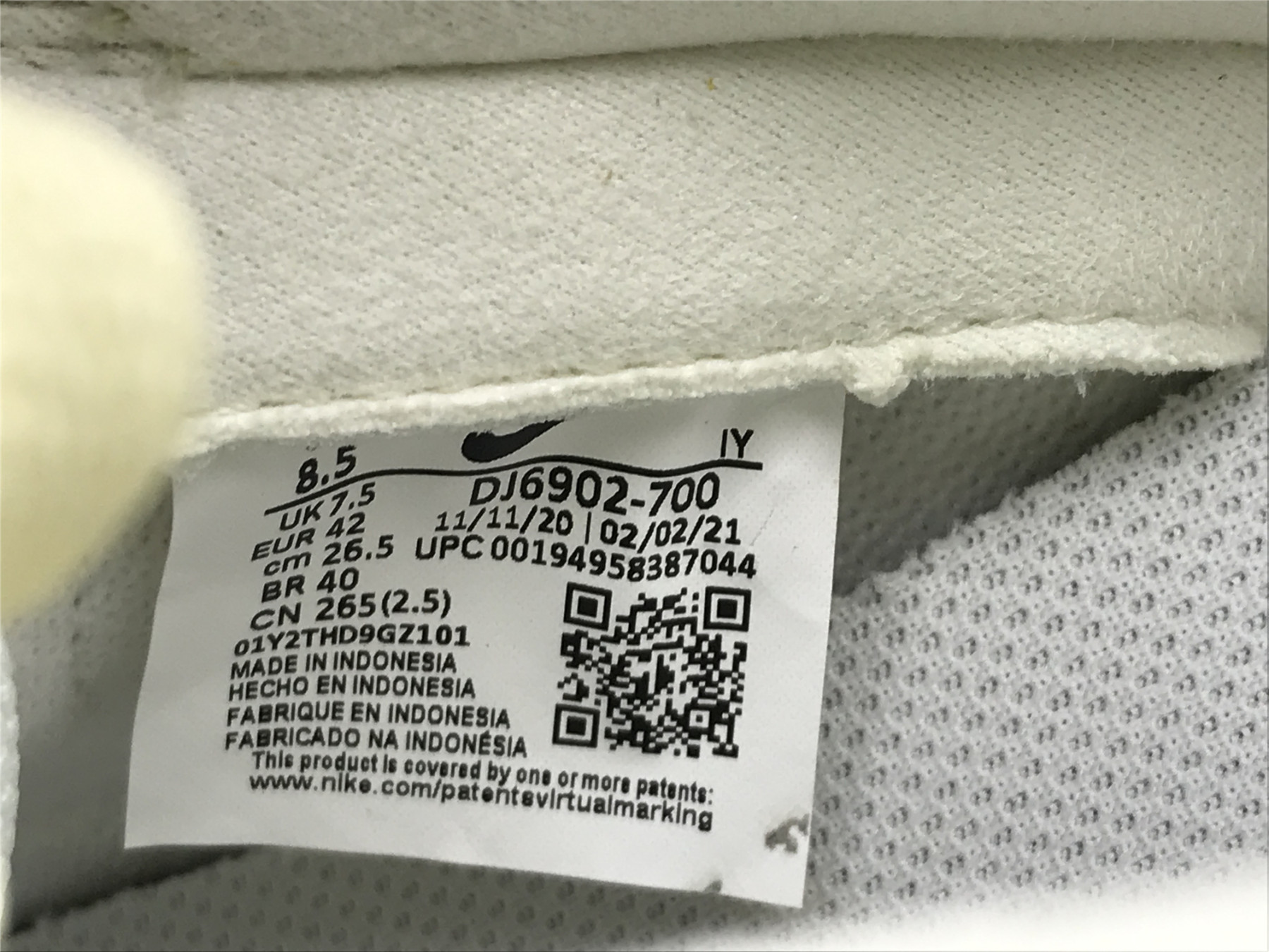 UA NIKE WMNS DUNK LOW 