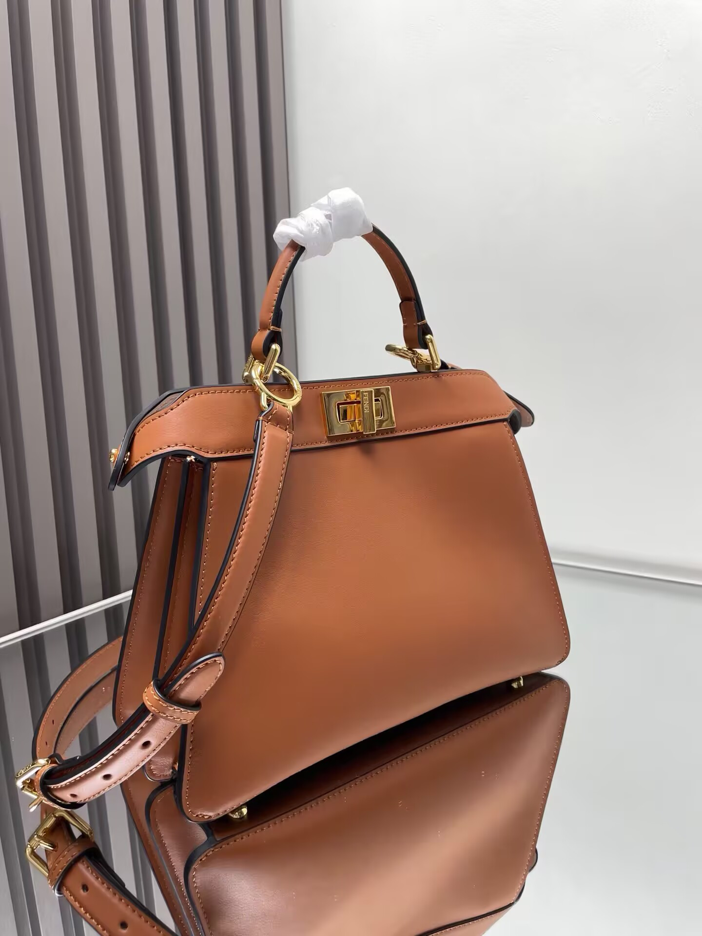 Fendi Small Peekaboo ISeeU 27x21x11cm