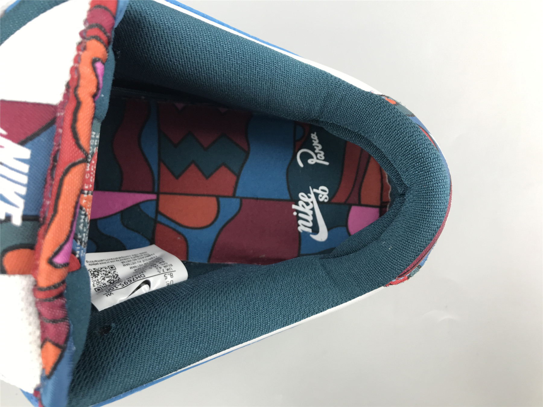 UA PARRA NIKE SB DUNK LOW 2021