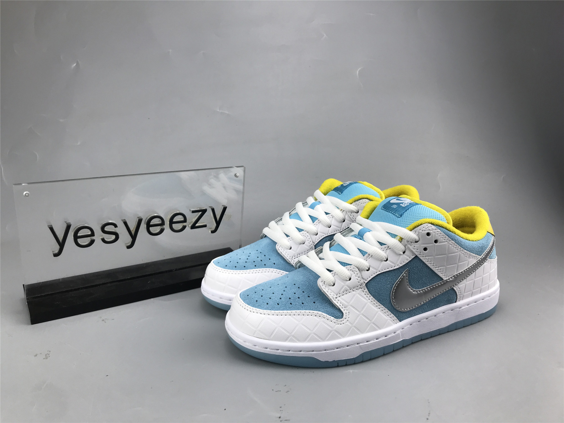 UA NIKE FTC X DUNK LOW SB 