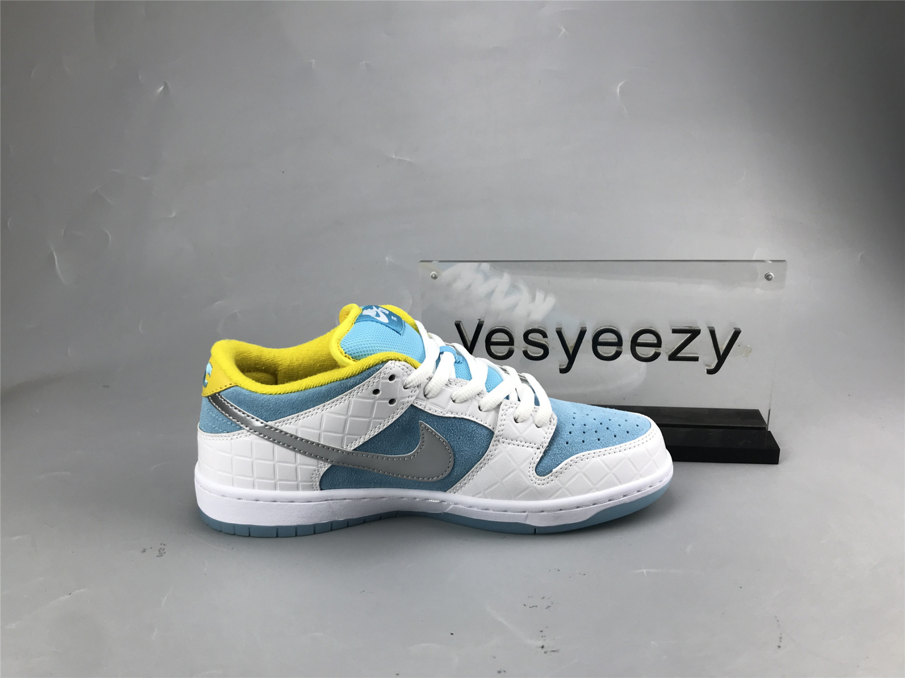 UA NIKE FTC X DUNK LOW SB 