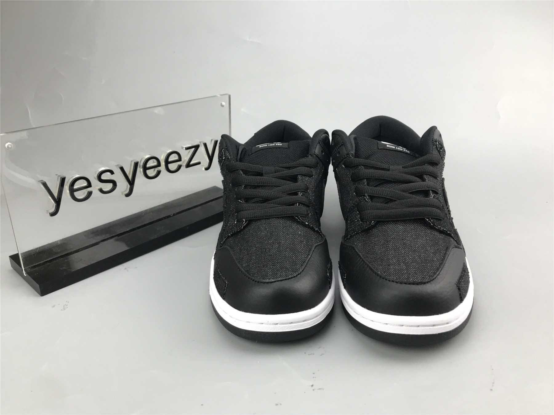 UA NIKE WASTED YOUTH X DUNK LOW SB 