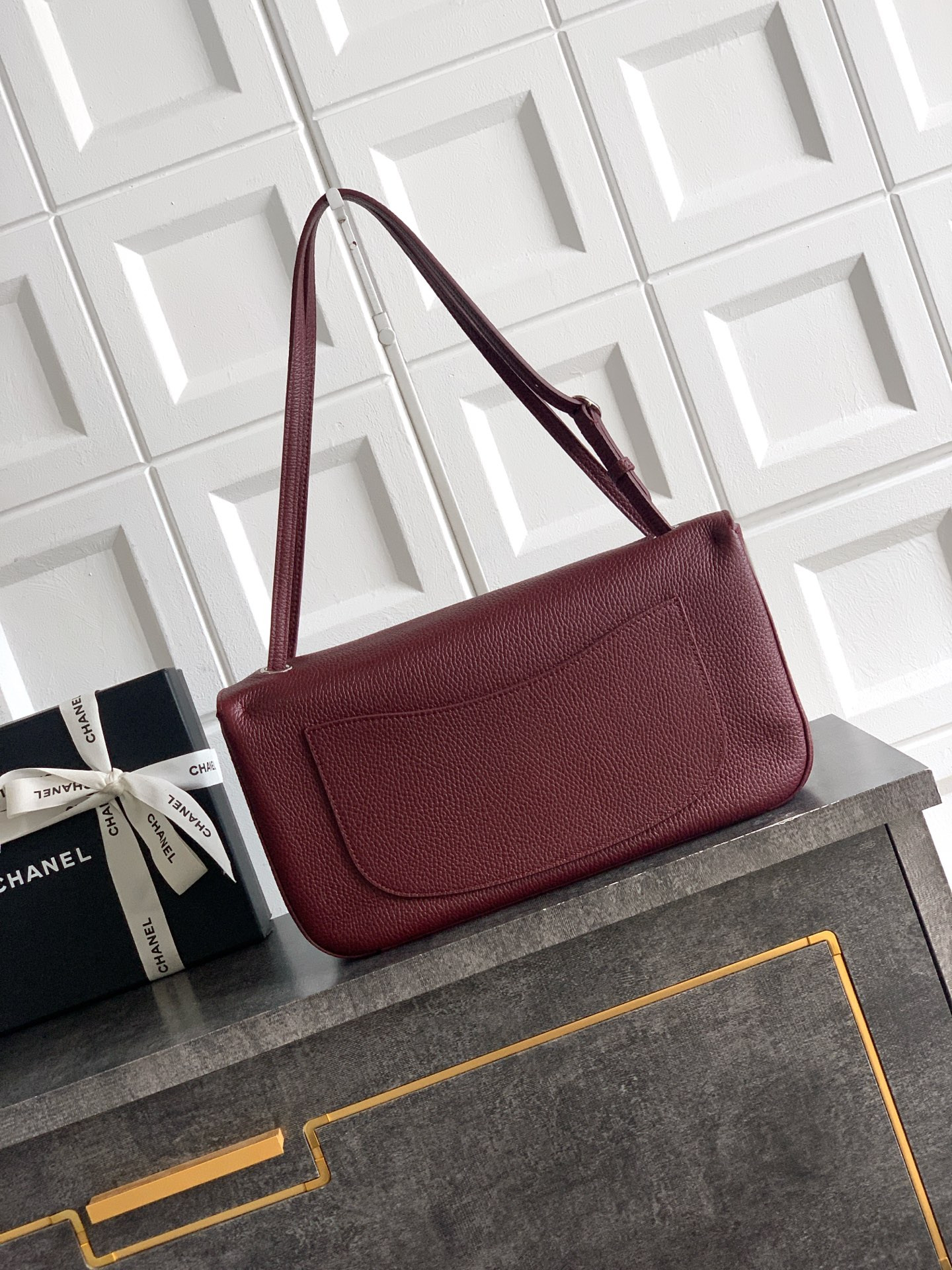 Ch**el Maxi Flap bag AS6231 19.5x32x10cm