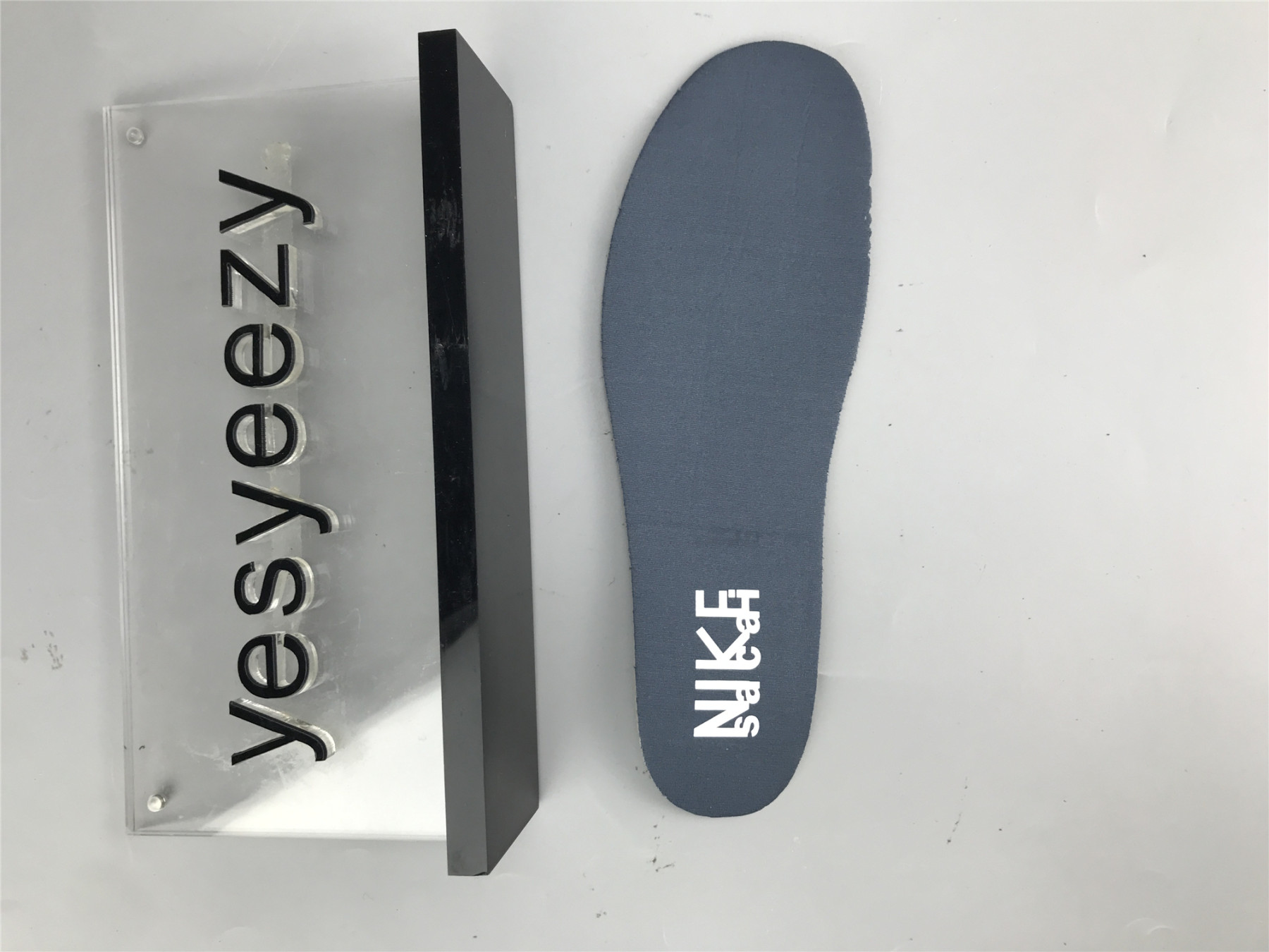 UA NIKE FRAGMENT DESIGN X SACAI X LDV WAFFLE 