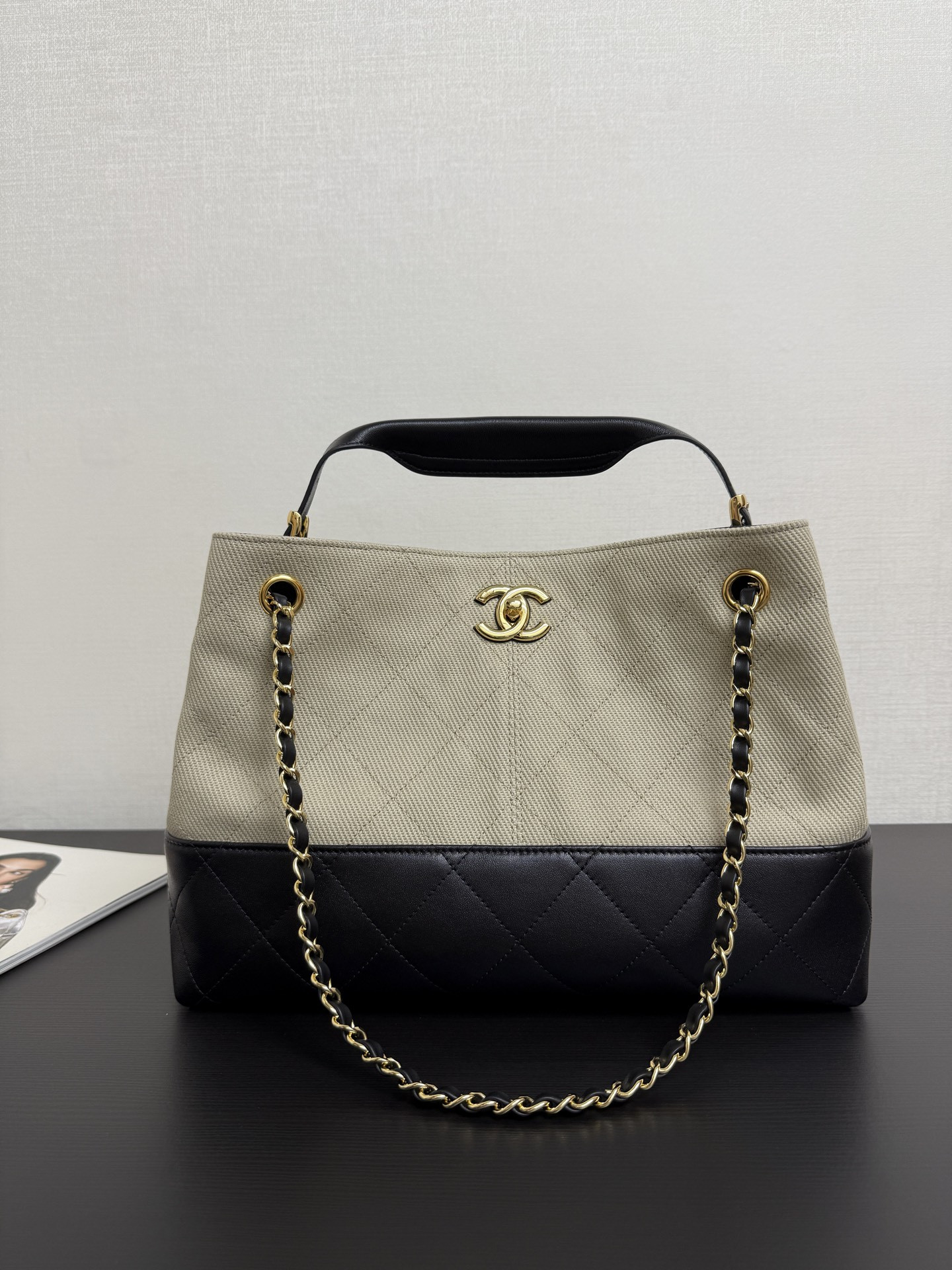 Ch**el hobo bag 35x24x12cm