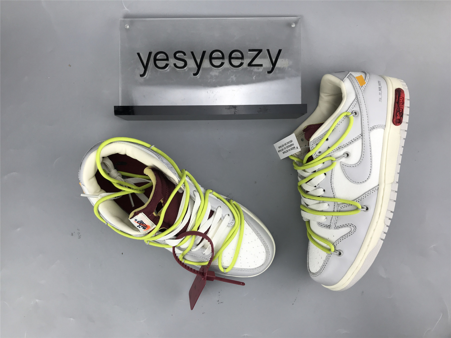 UA NIKE OFF-WHITE X DUNK LOW 