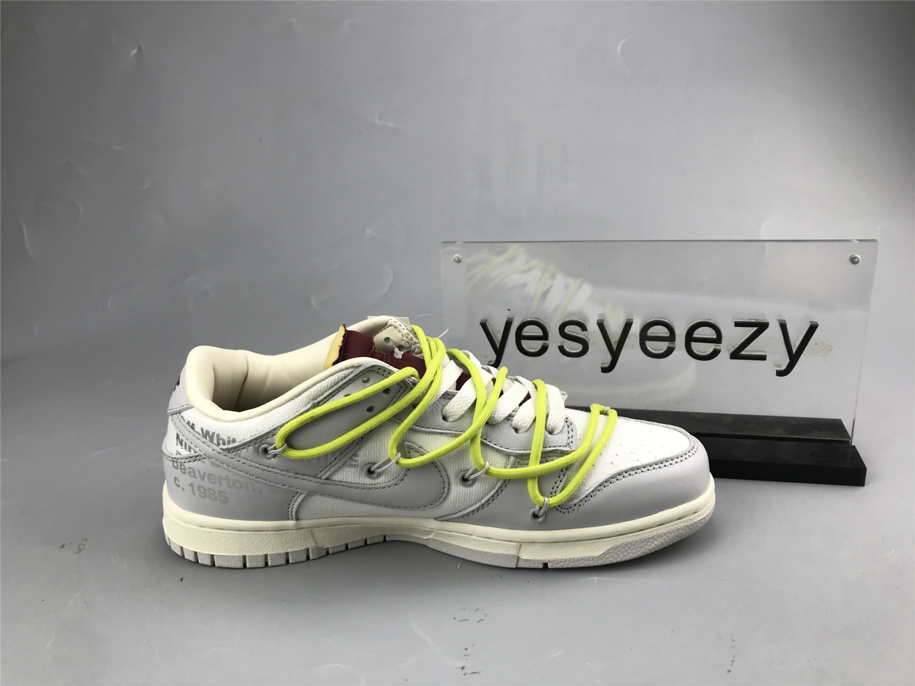 UA NIKE OFF-WHITE X DUNK LOW 