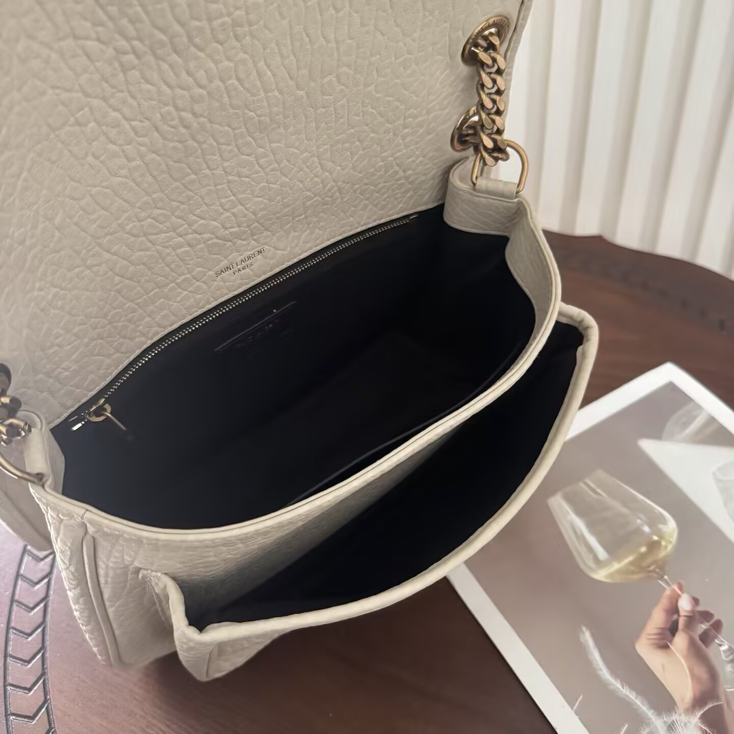 Y51 niki medium handbags 28x20x8.5cm
