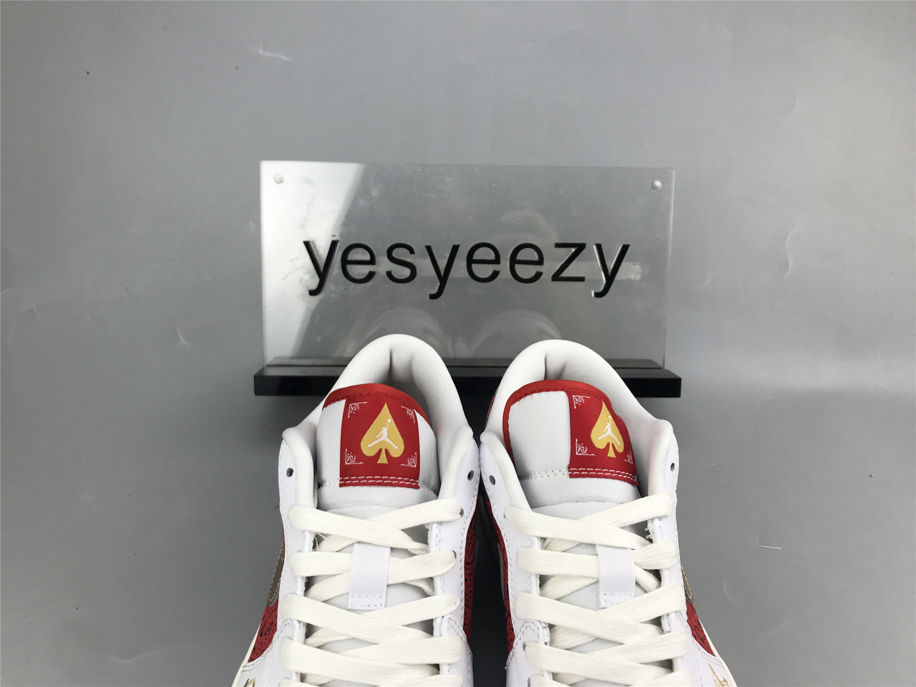 UA AIR JORDAN 1 LOW SE 