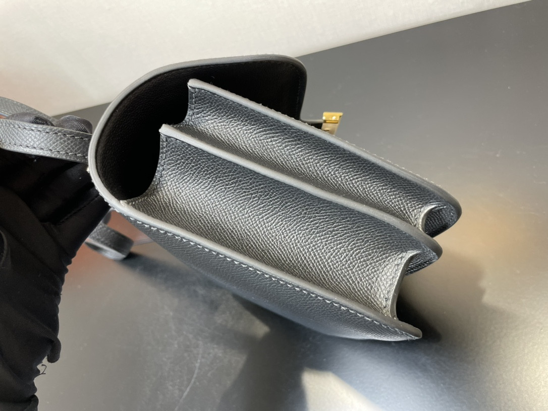 H**me5 Constance 19 Epsom Gold Hardware 7.25"  x 6.25"  x 2.25"