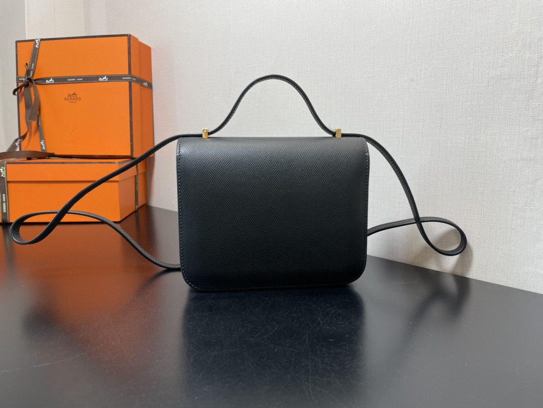 H**me5 Constance 19 Epsom Gold Hardware 7.25"  x 6.25"  x 2.25"