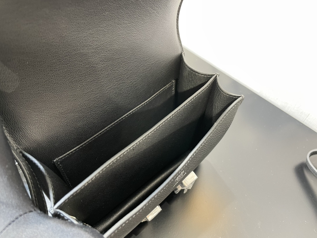 H**me5 Constance 24 Black Epsom 9.4"x5.9"x3"