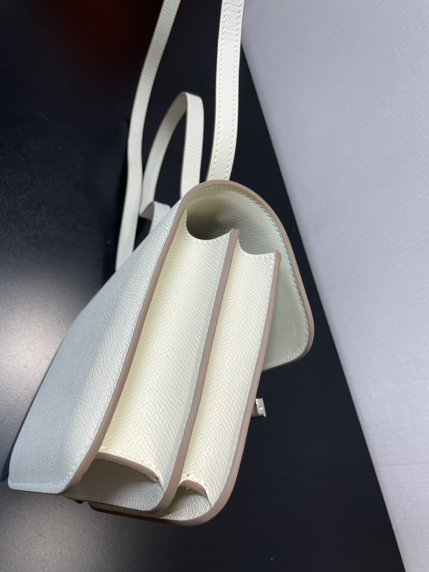 H**me5 Constance 24 White Epsom leather silver hardware 9.4"x5.9"x3"