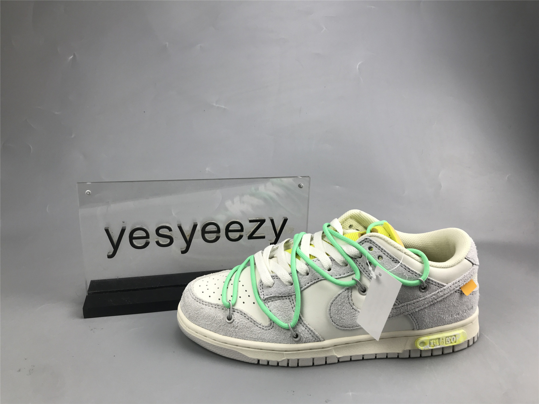 UA NIKE OFF-WHITE X DUNK LOW 