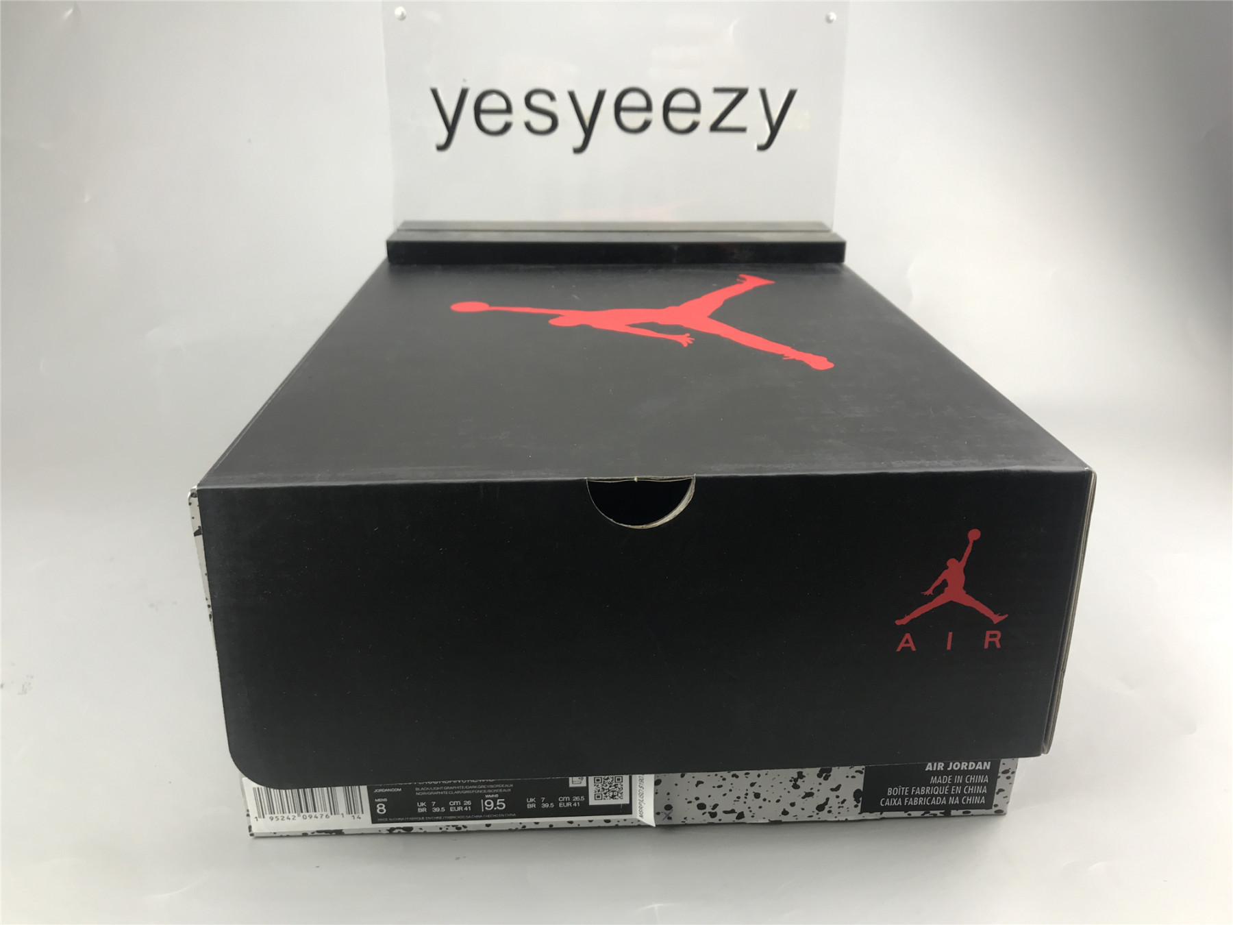 UA AIR JORDAN 6 RETRO 