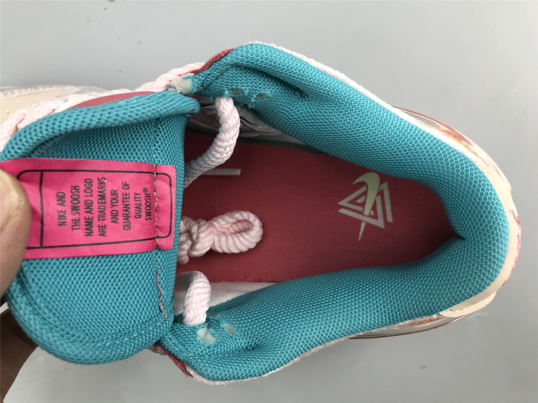 UA NIKE SOCIAL STATUS X DUNK MID 