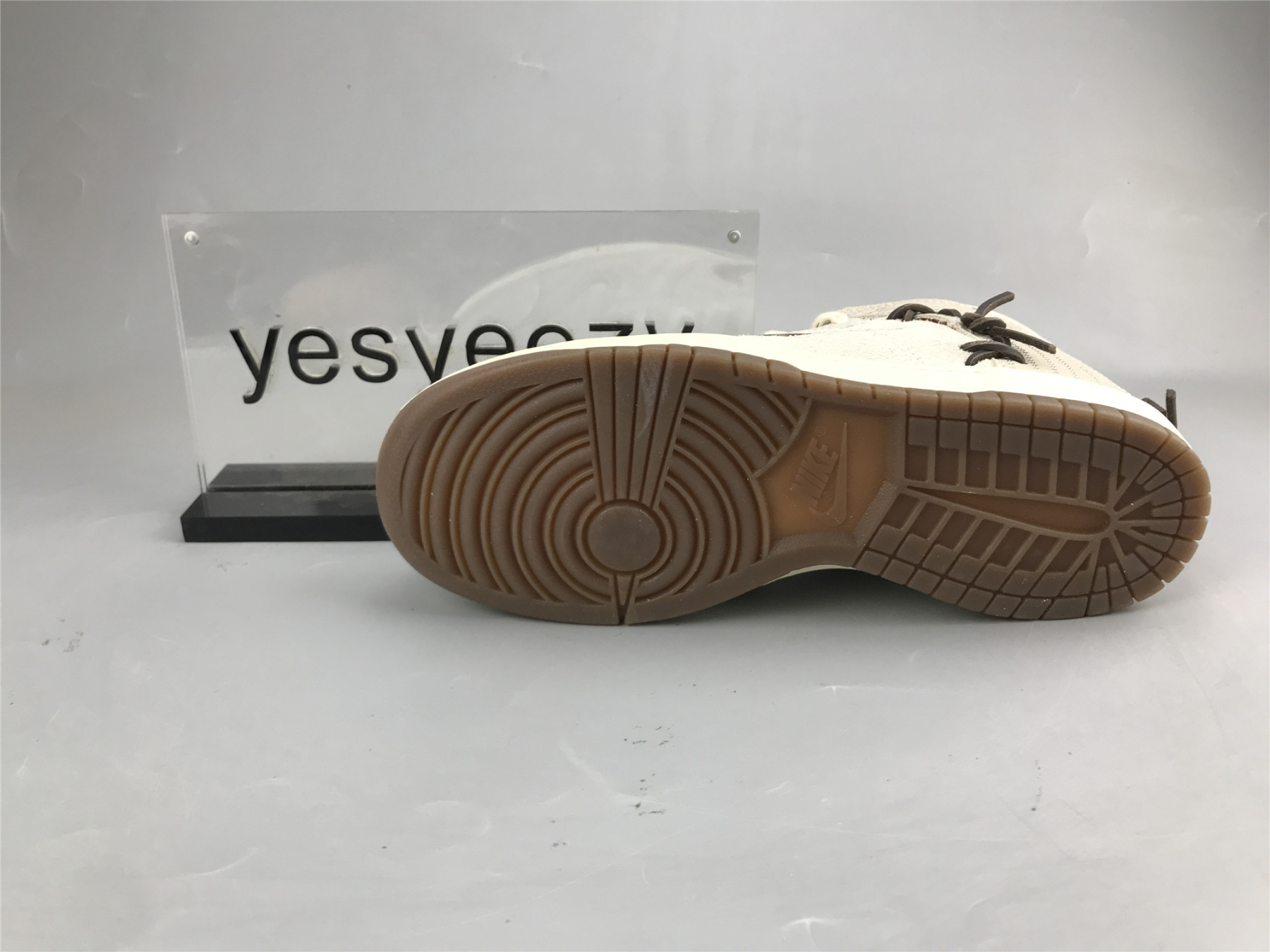 UA NIKE BODEGA X DUNK HIGH 