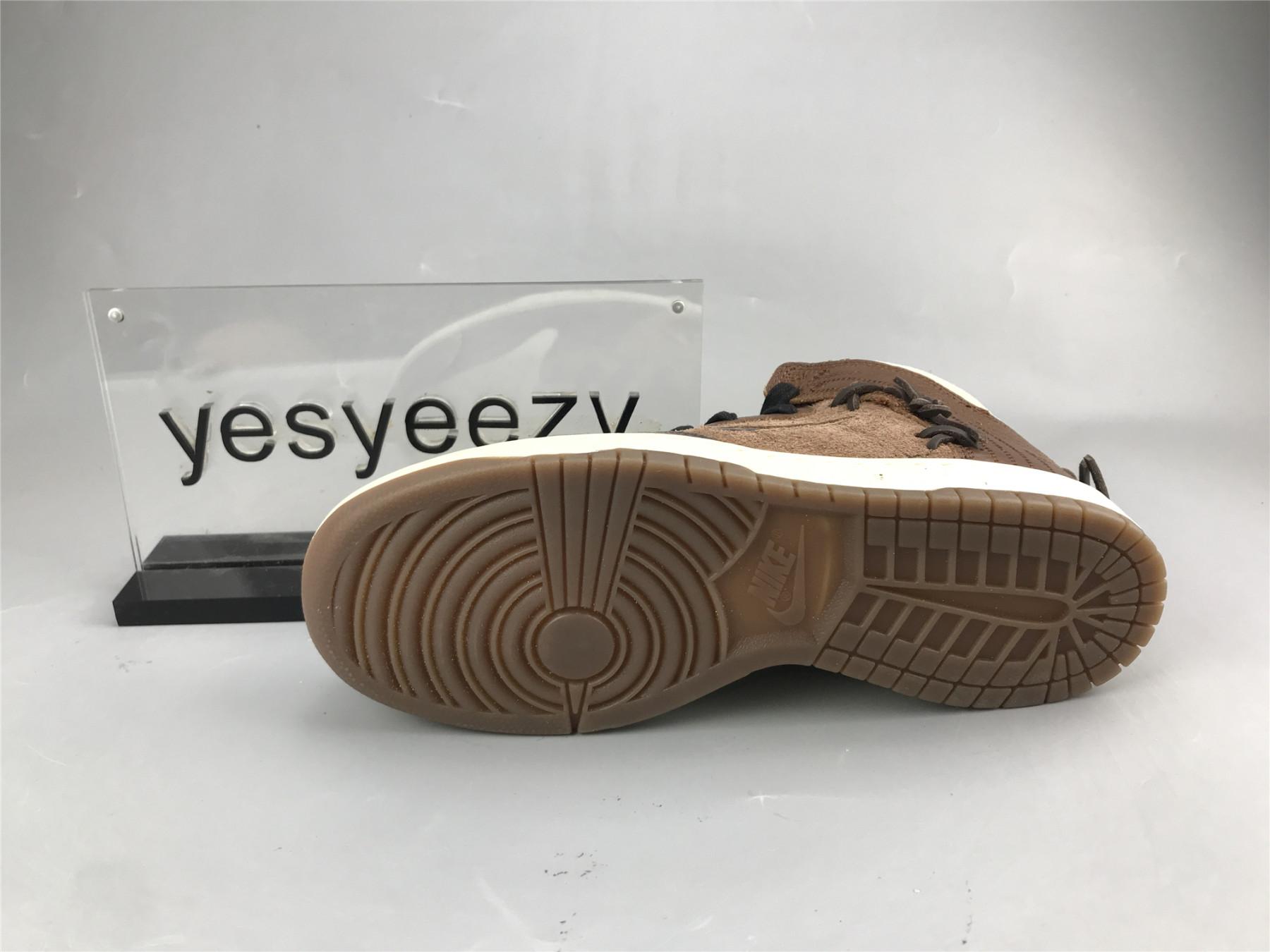 UA NIKE BODEGA X DUNK HIGH 