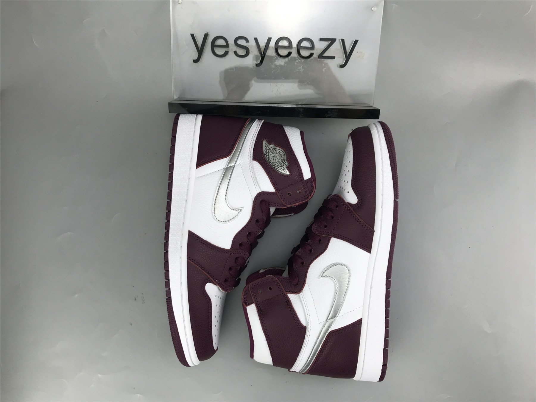 UA AIR JORDAN 1 RETRO HIGH OG 