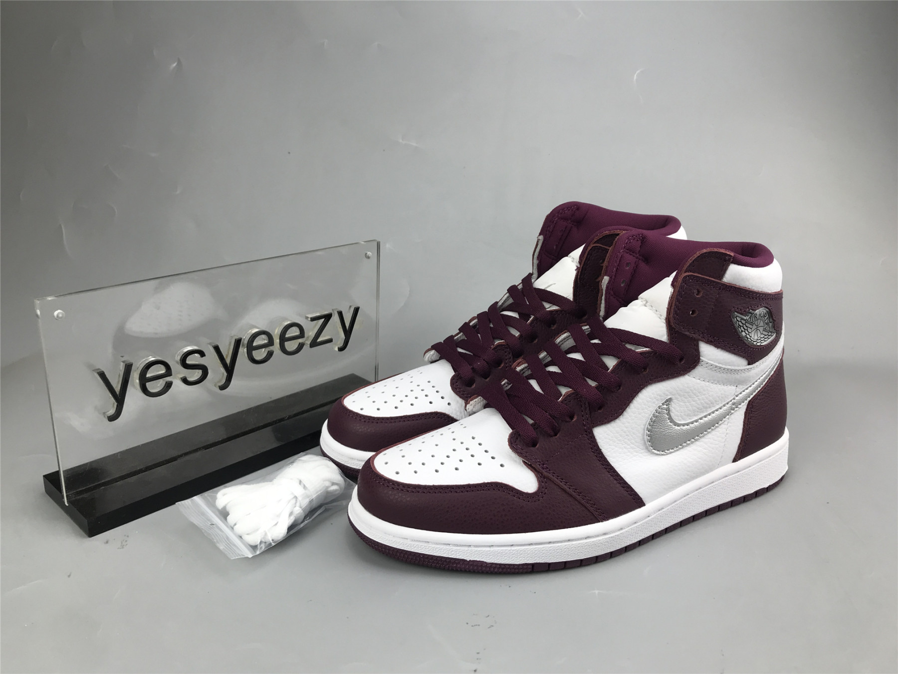 UA AIR JORDAN 1 RETRO HIGH OG 